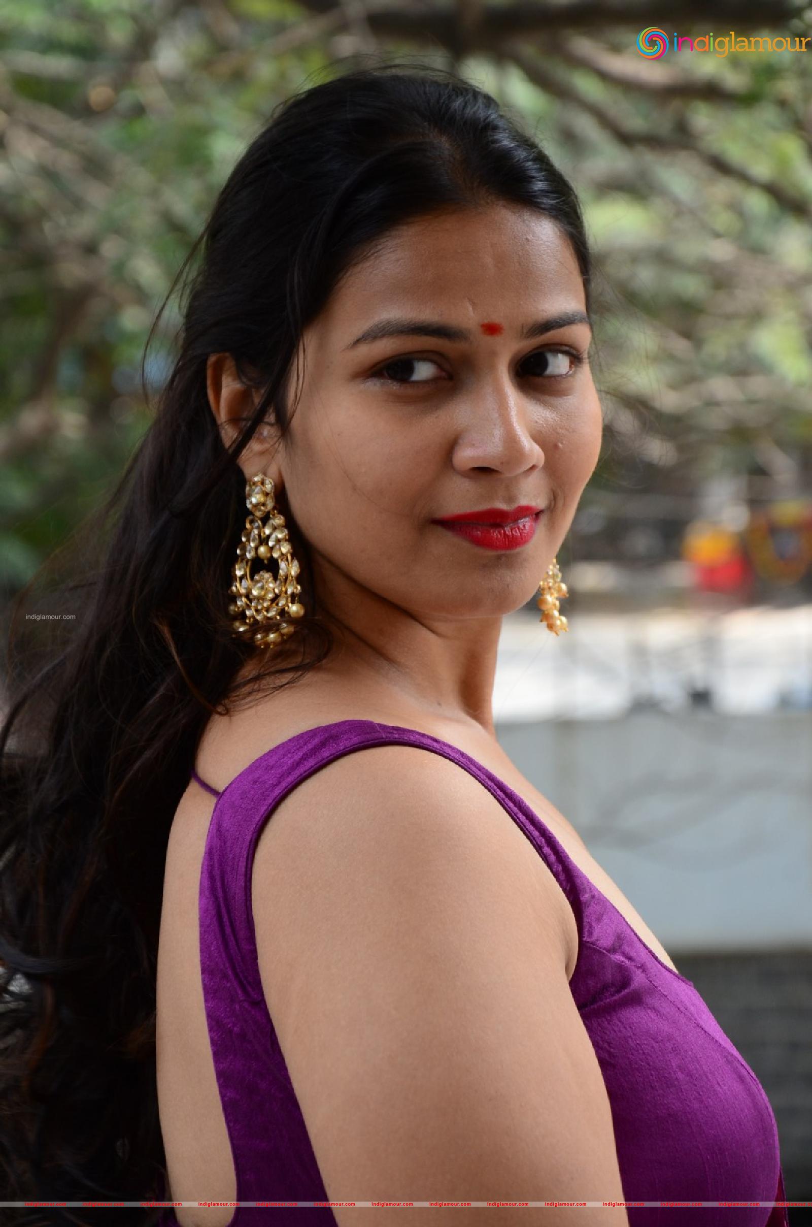Inaya Sultana Actress hd photo