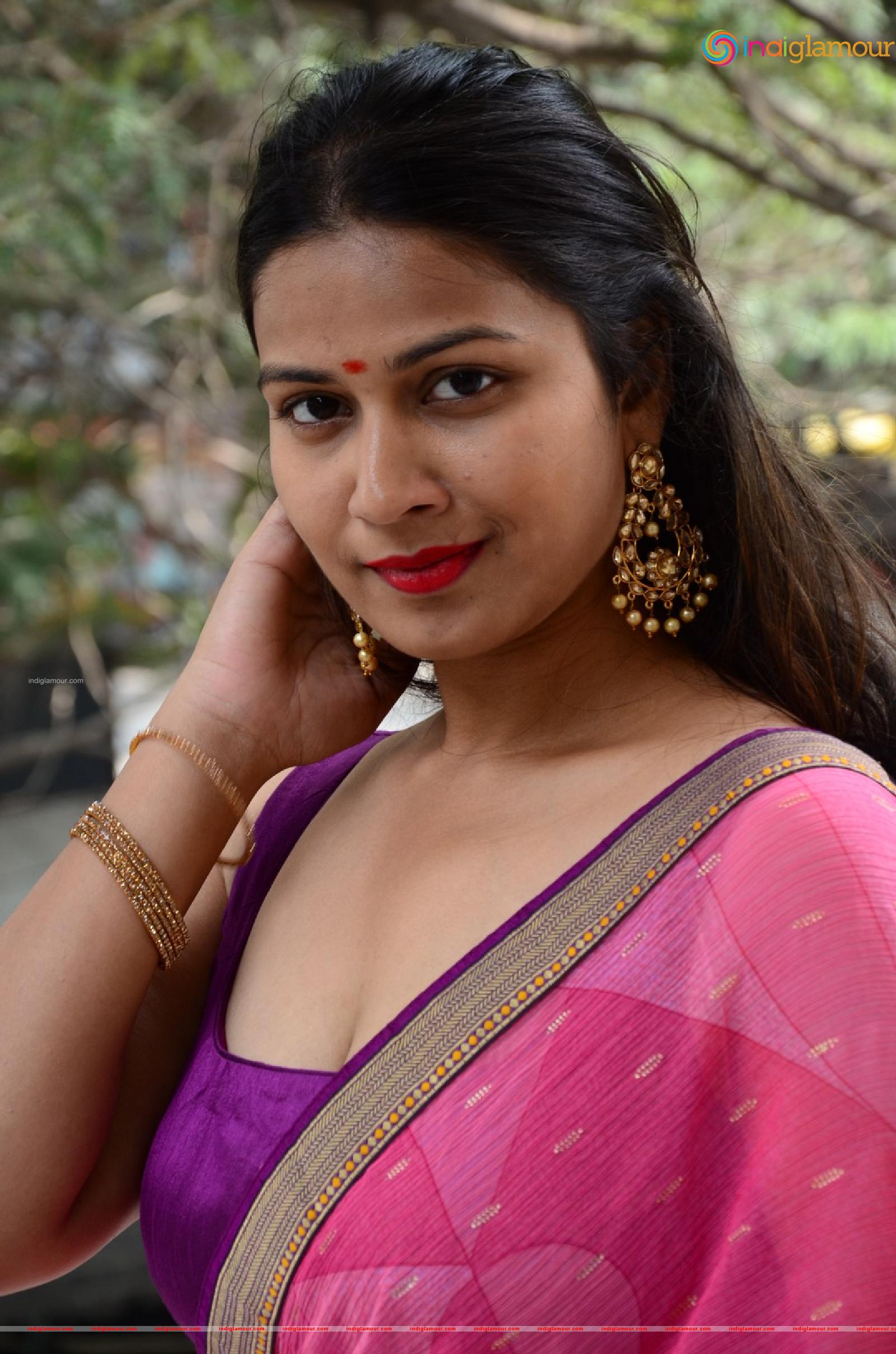 Inaya Sultana Actress hd photo