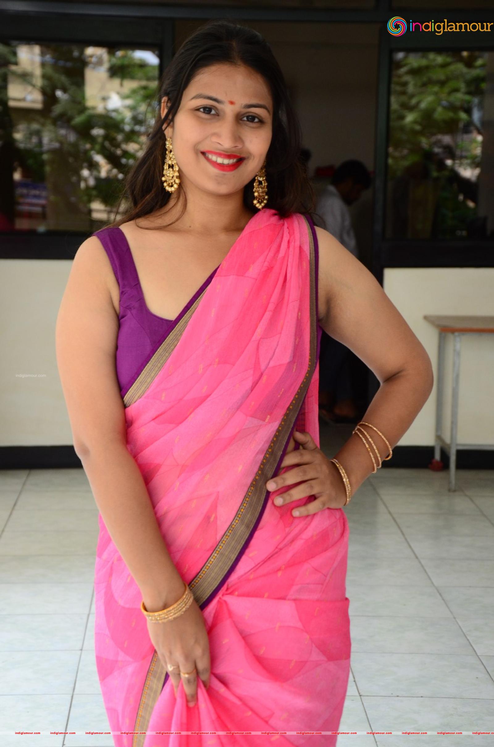 Inaya Sultana Actress hd photo