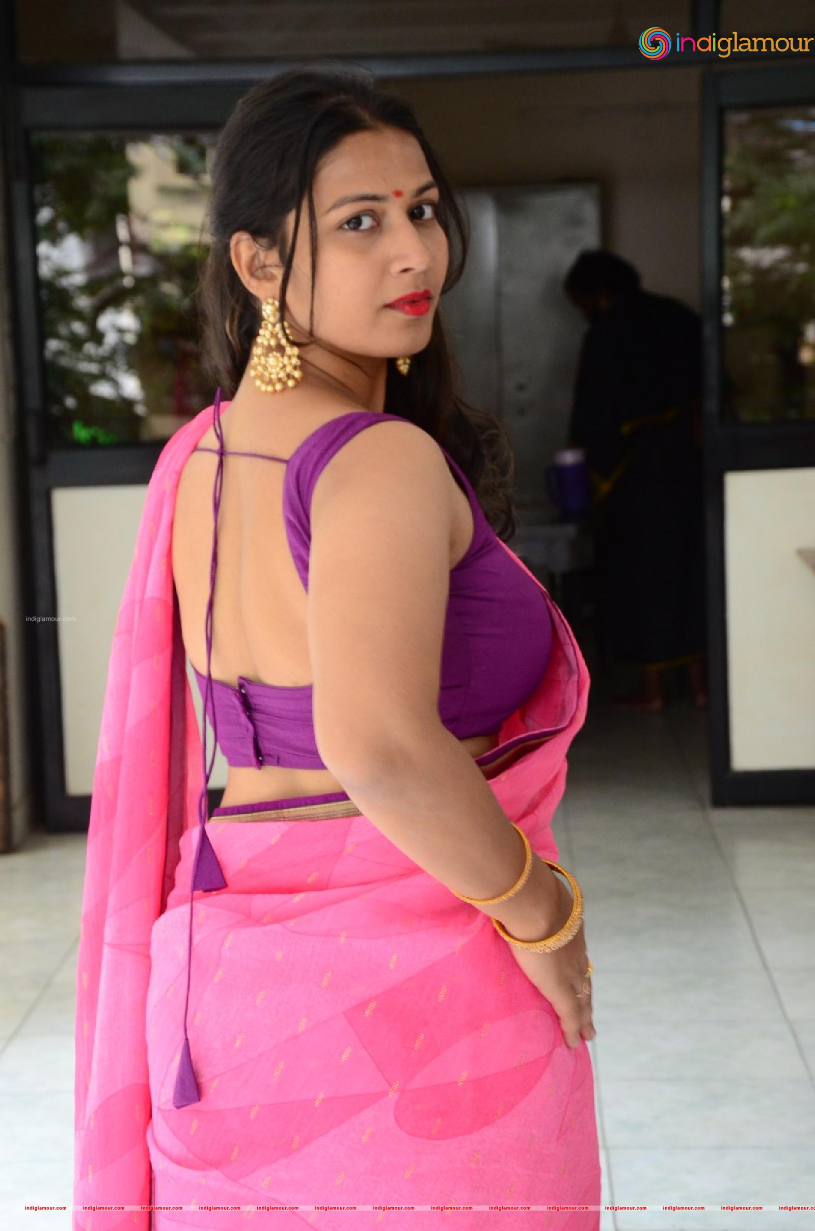Inaya Sultana Actress hd photo