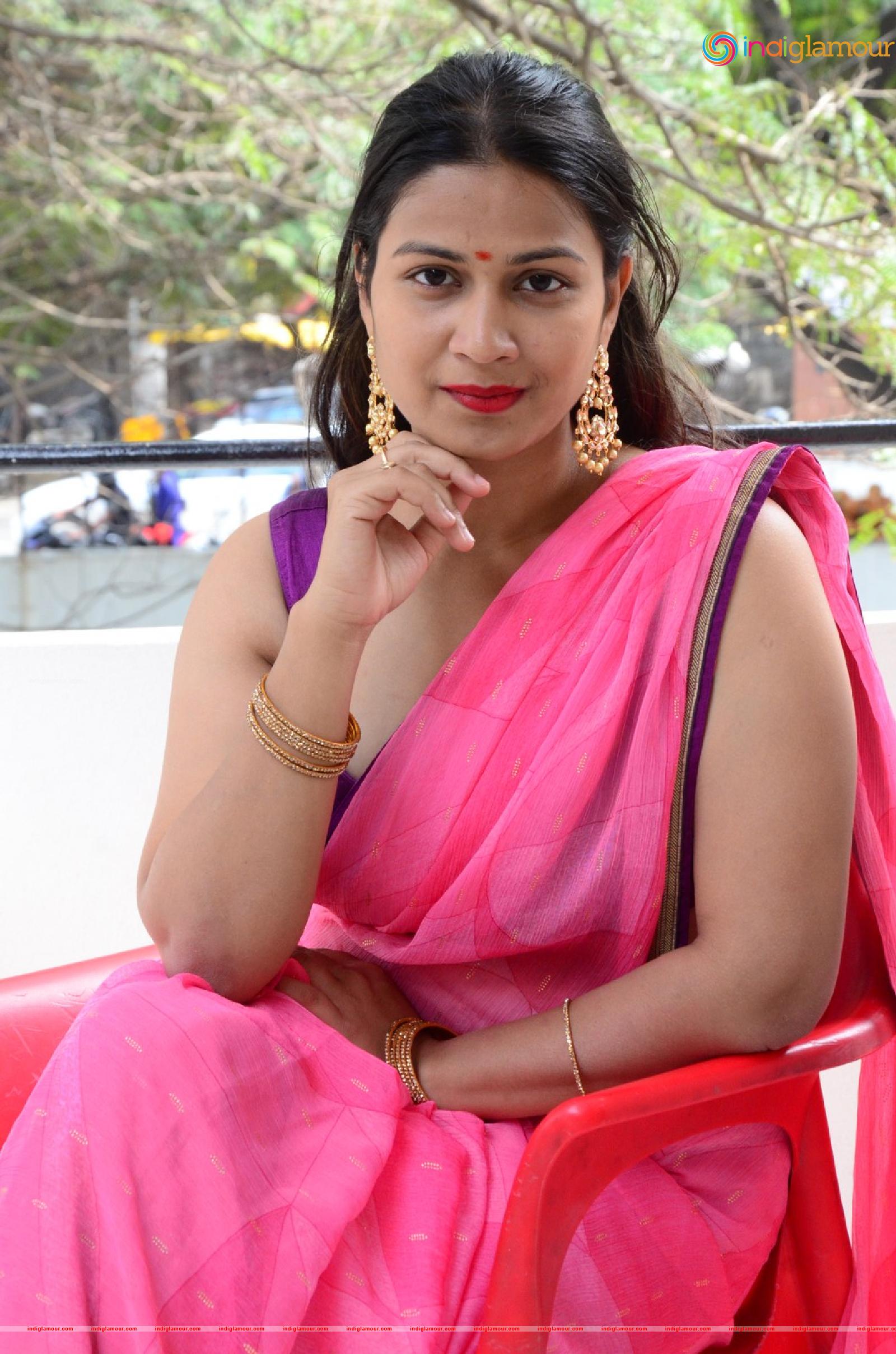 Inaya Sultana Actress hd photo