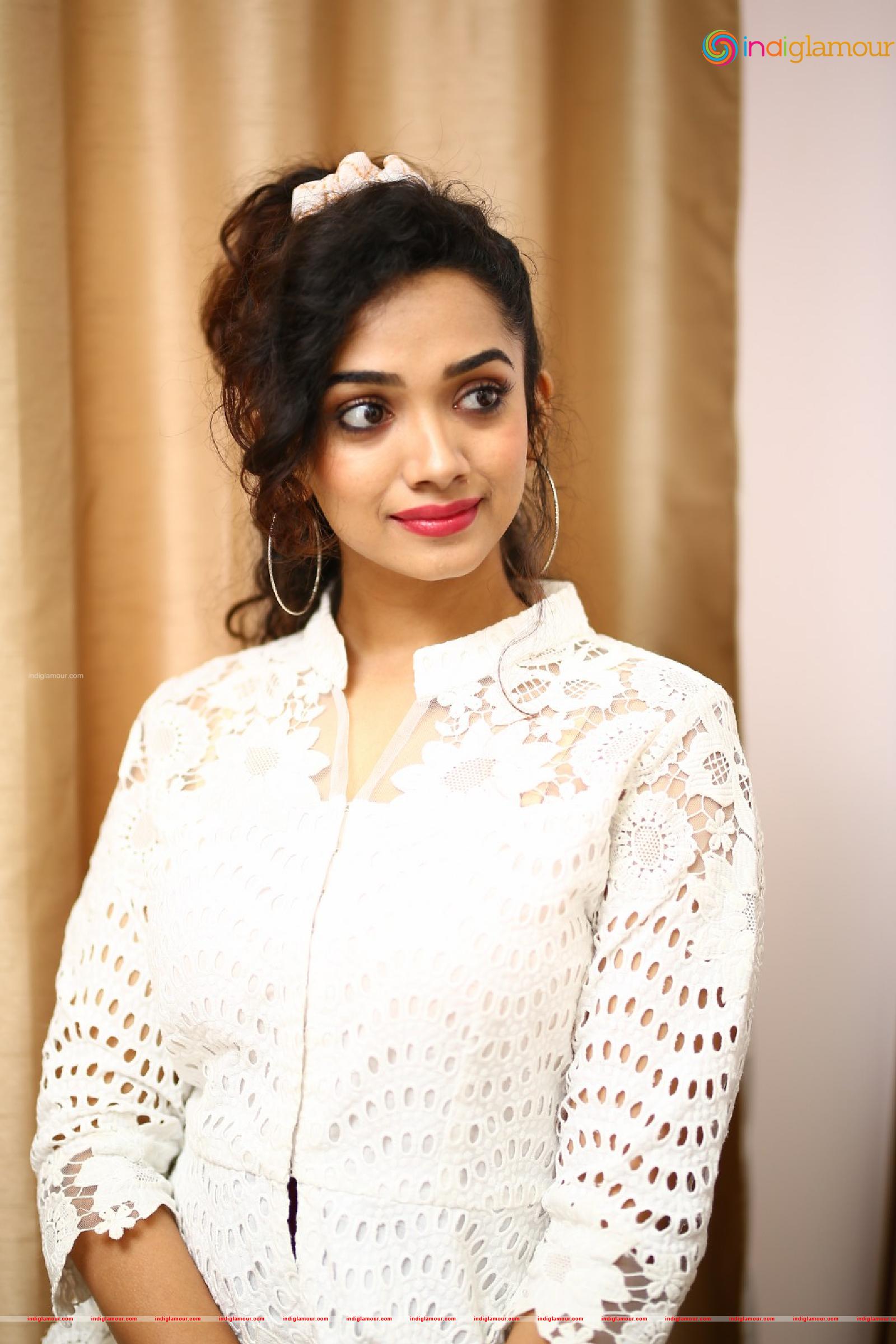 Saanve Megghana Actress hd photo