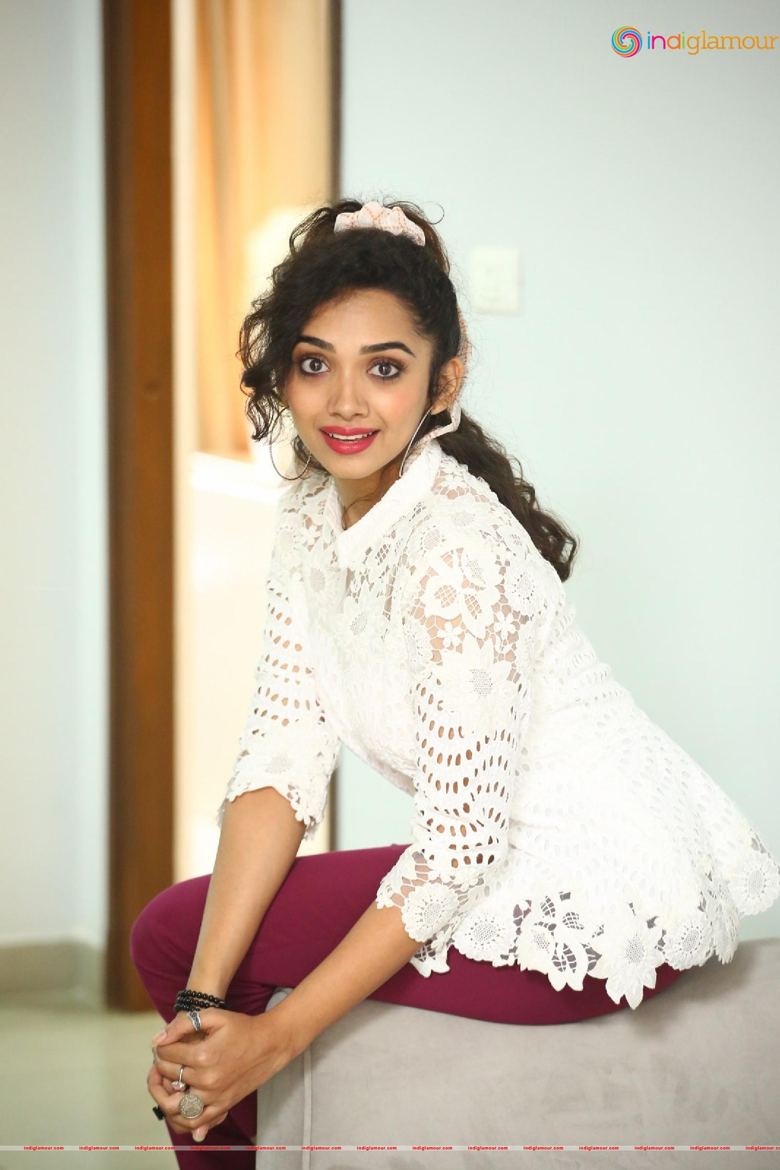 Saanve Megghana Actress hd photo