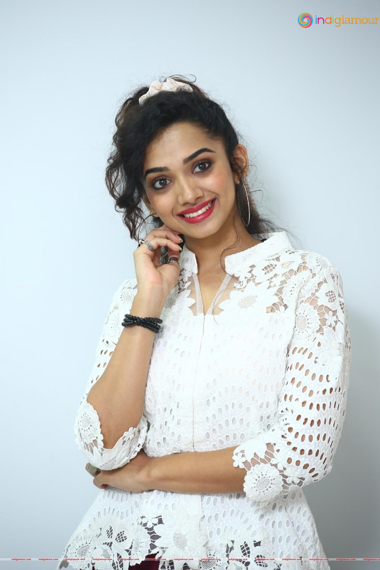 Saanve Megghana Actress hd photo