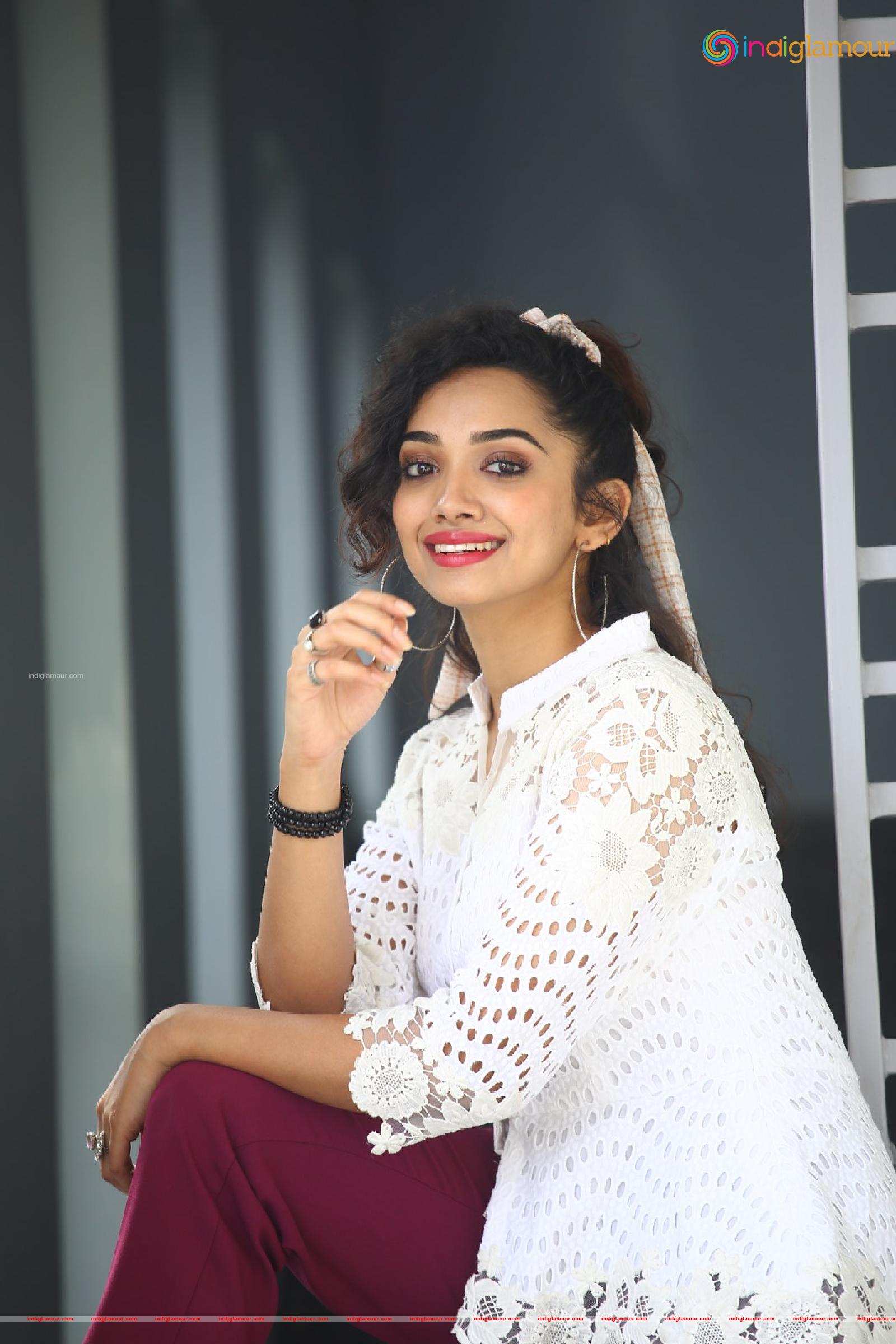 Saanve Megghana Actress hd photo