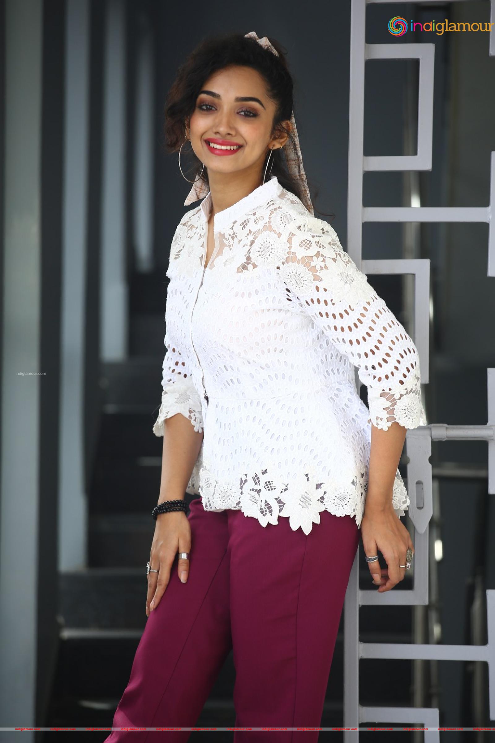 Saanve Megghana Actress hd photo