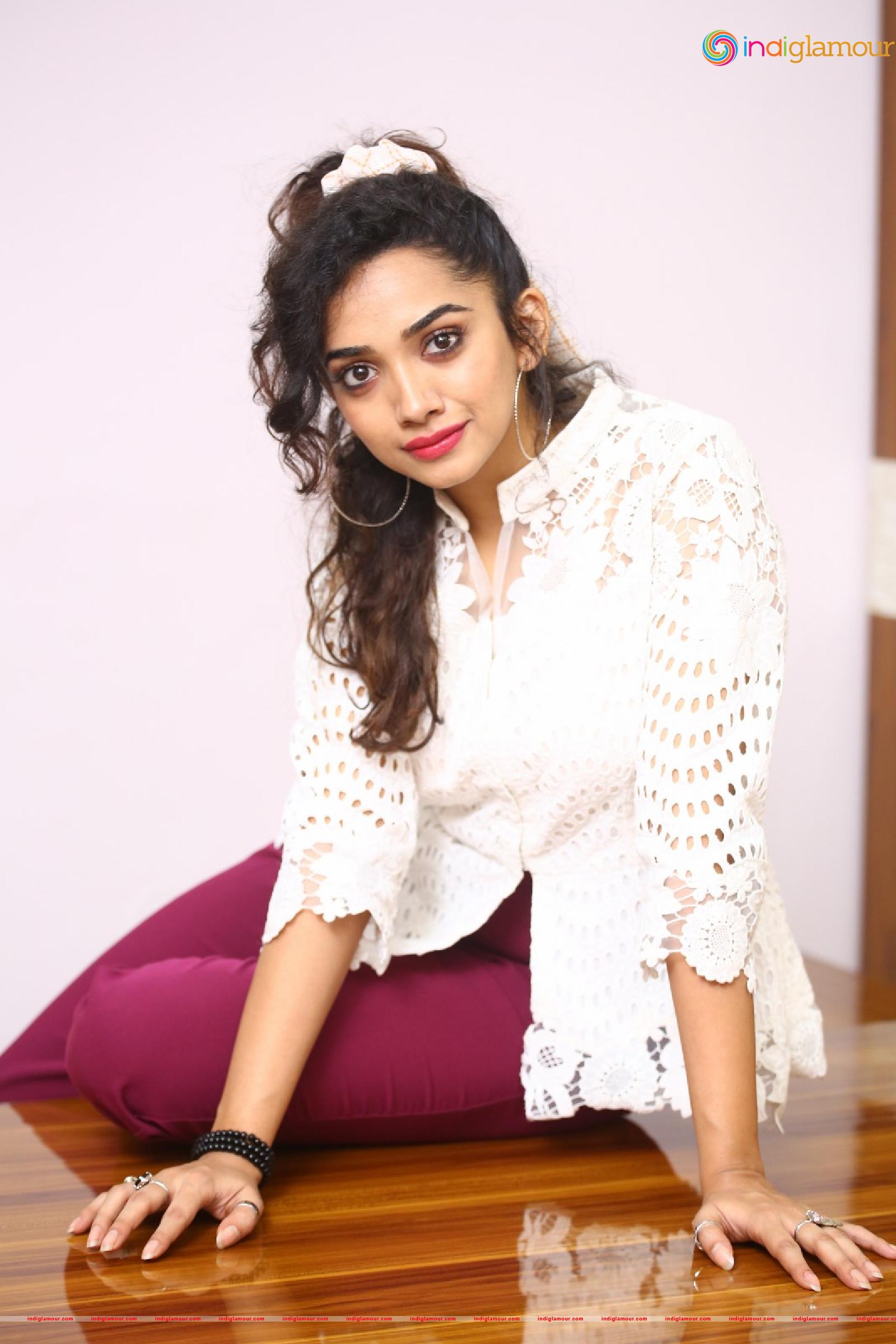 Saanve Megghana Actress hd photo