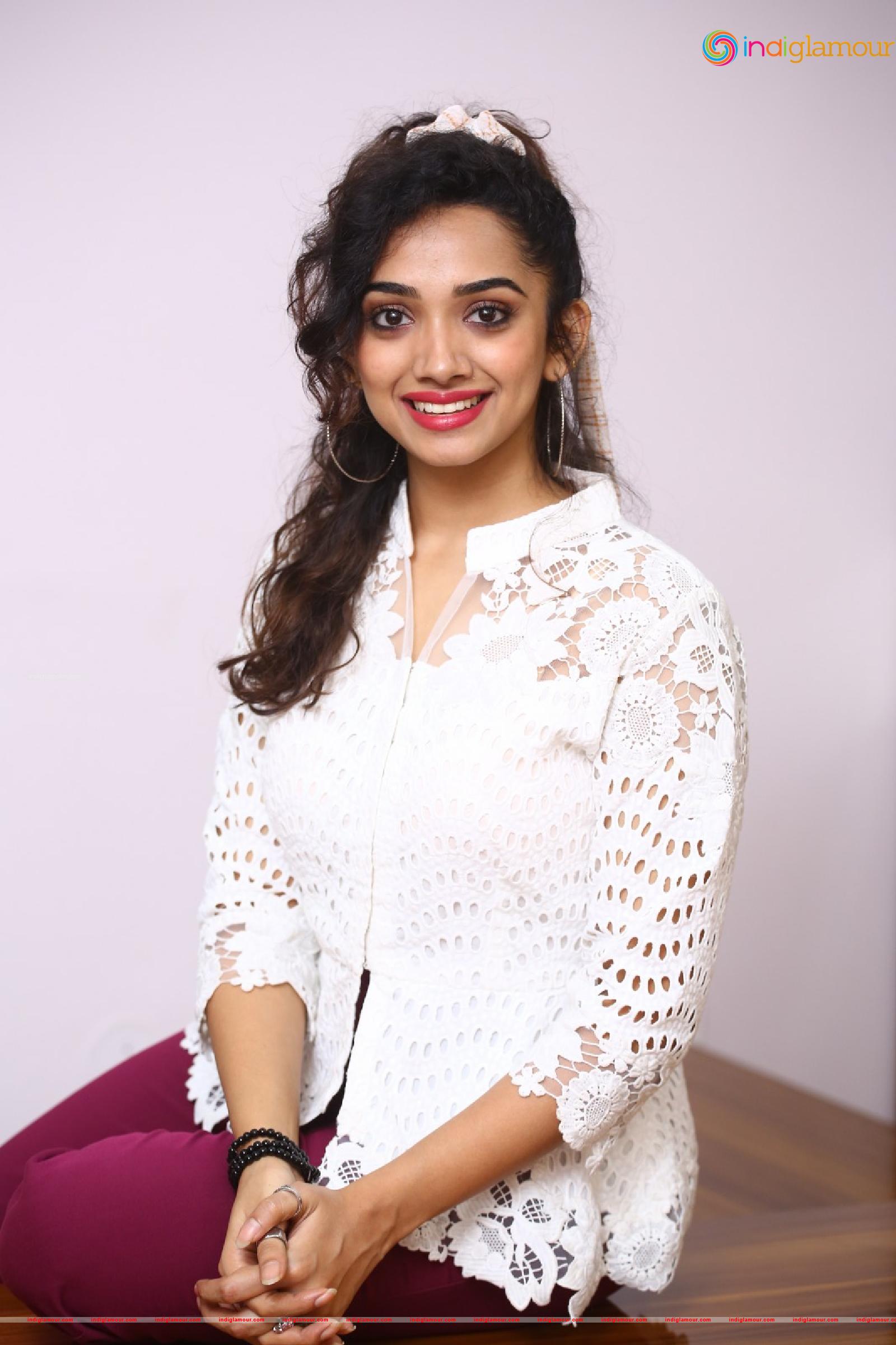 Saanve Megghana Actress hd photo