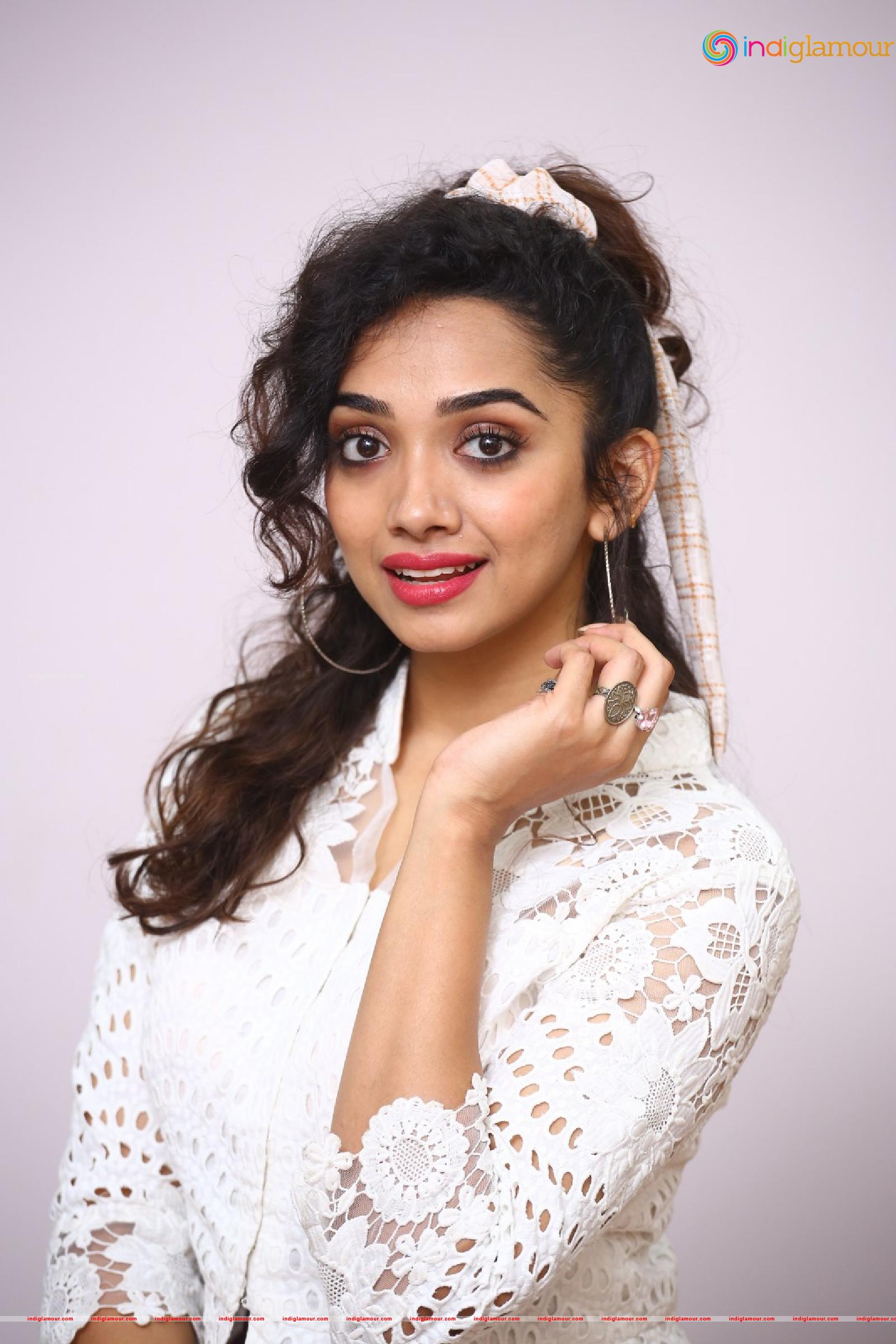 Saanve Megghana Actress hd photo