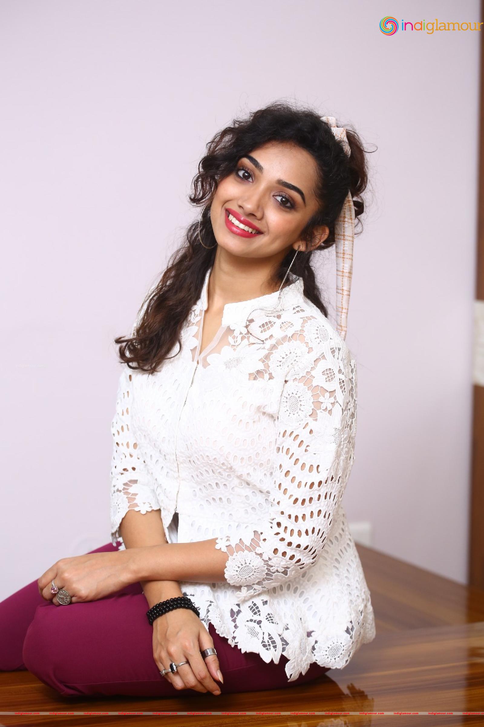 Saanve Megghana Actress hd photo