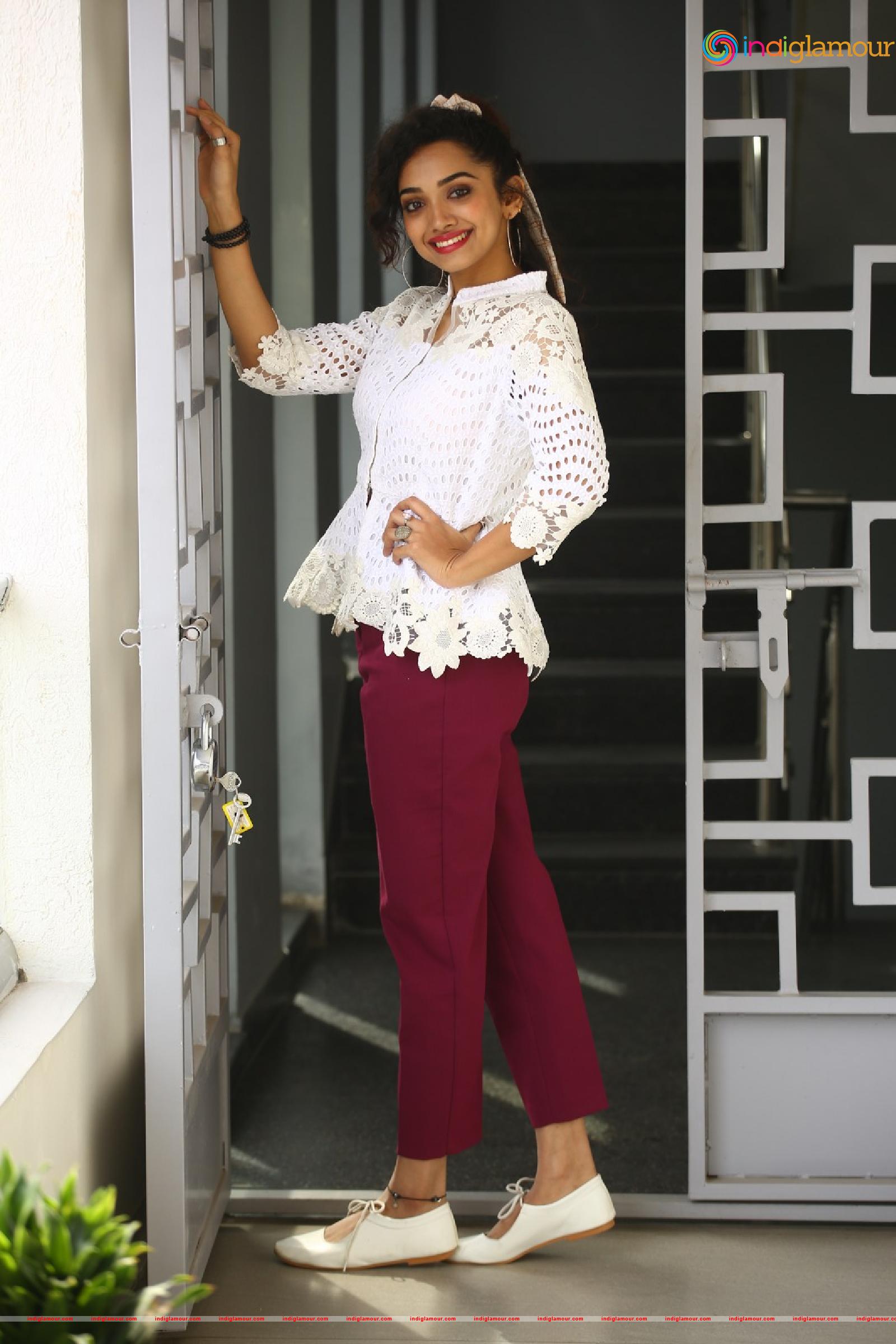 Saanve Megghana Actress hd photo
