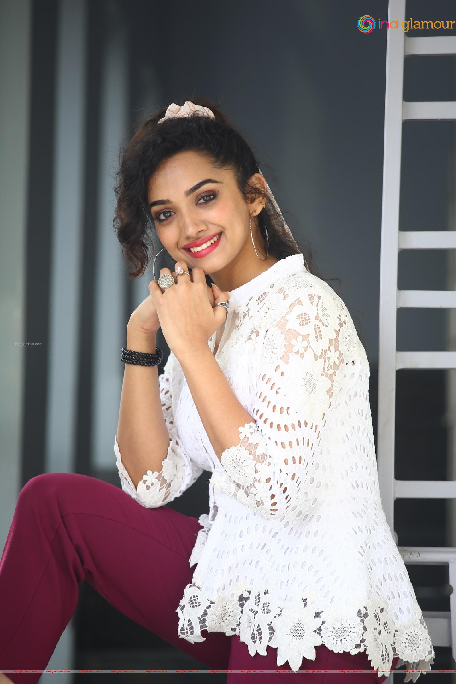 Saanve Megghana Actress hd photo