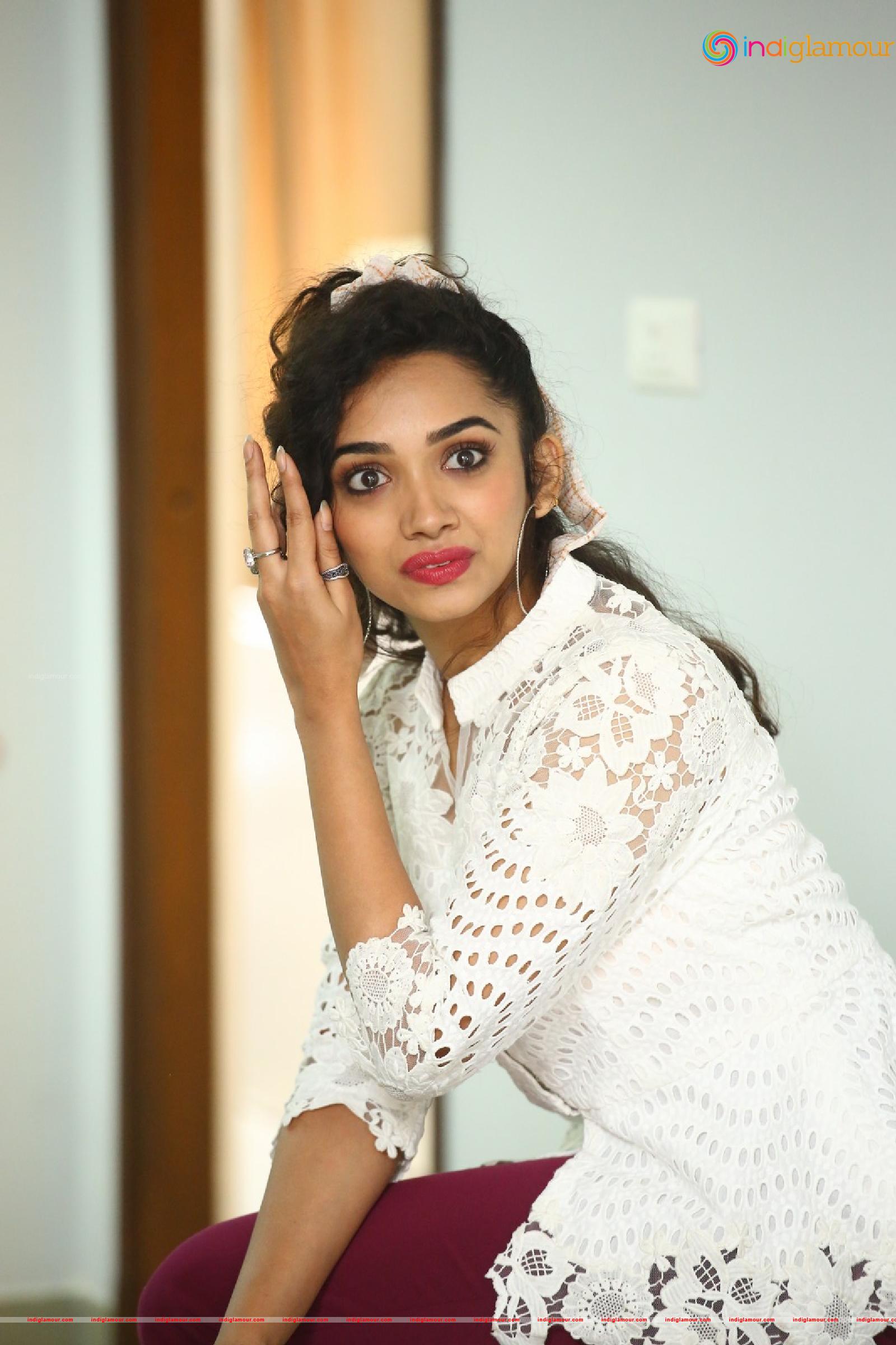 Saanve Megghana Actress hd photo