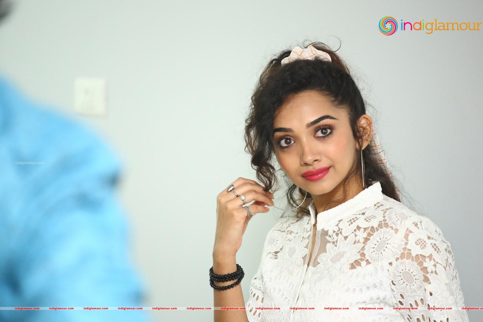 Saanve Megghana Actress hd photo