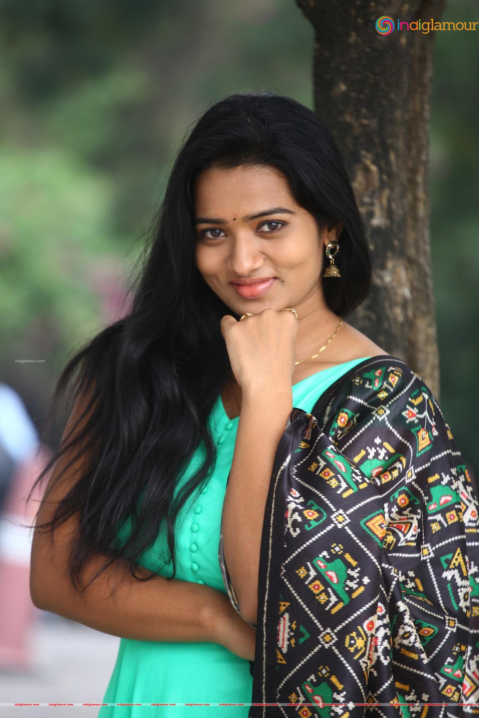 Rekha Nirosha Actress hd photo