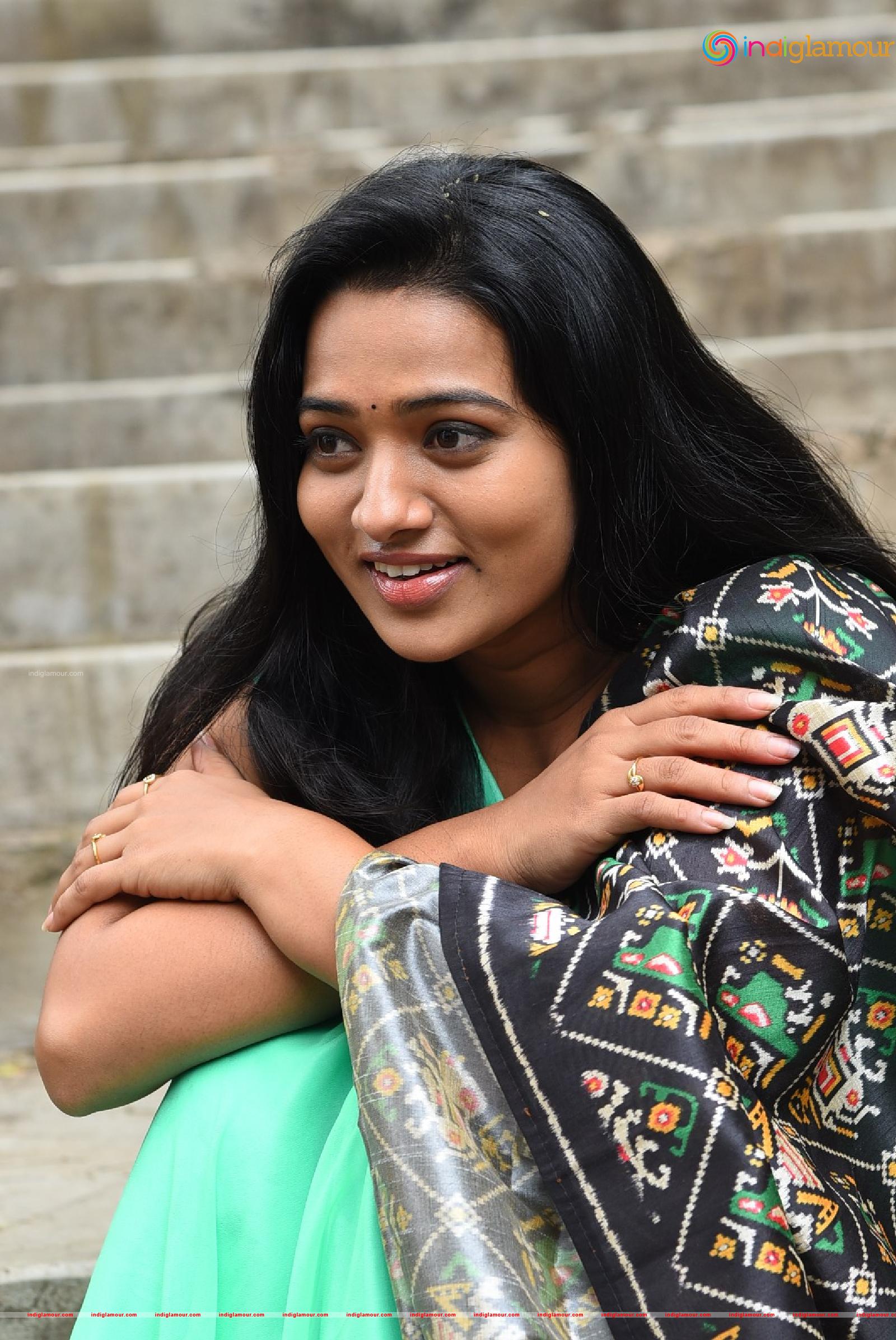 Rekha Nirosha Actress hd photo