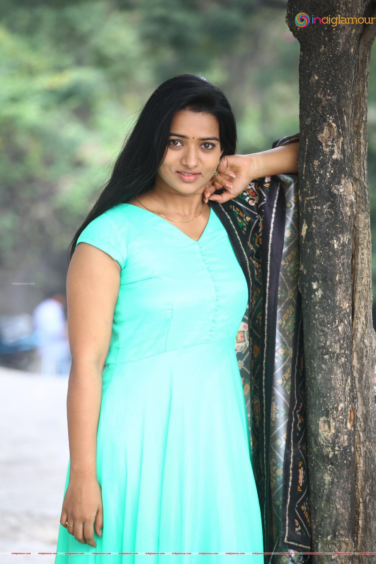 Rekha Nirosha Actress hd photo