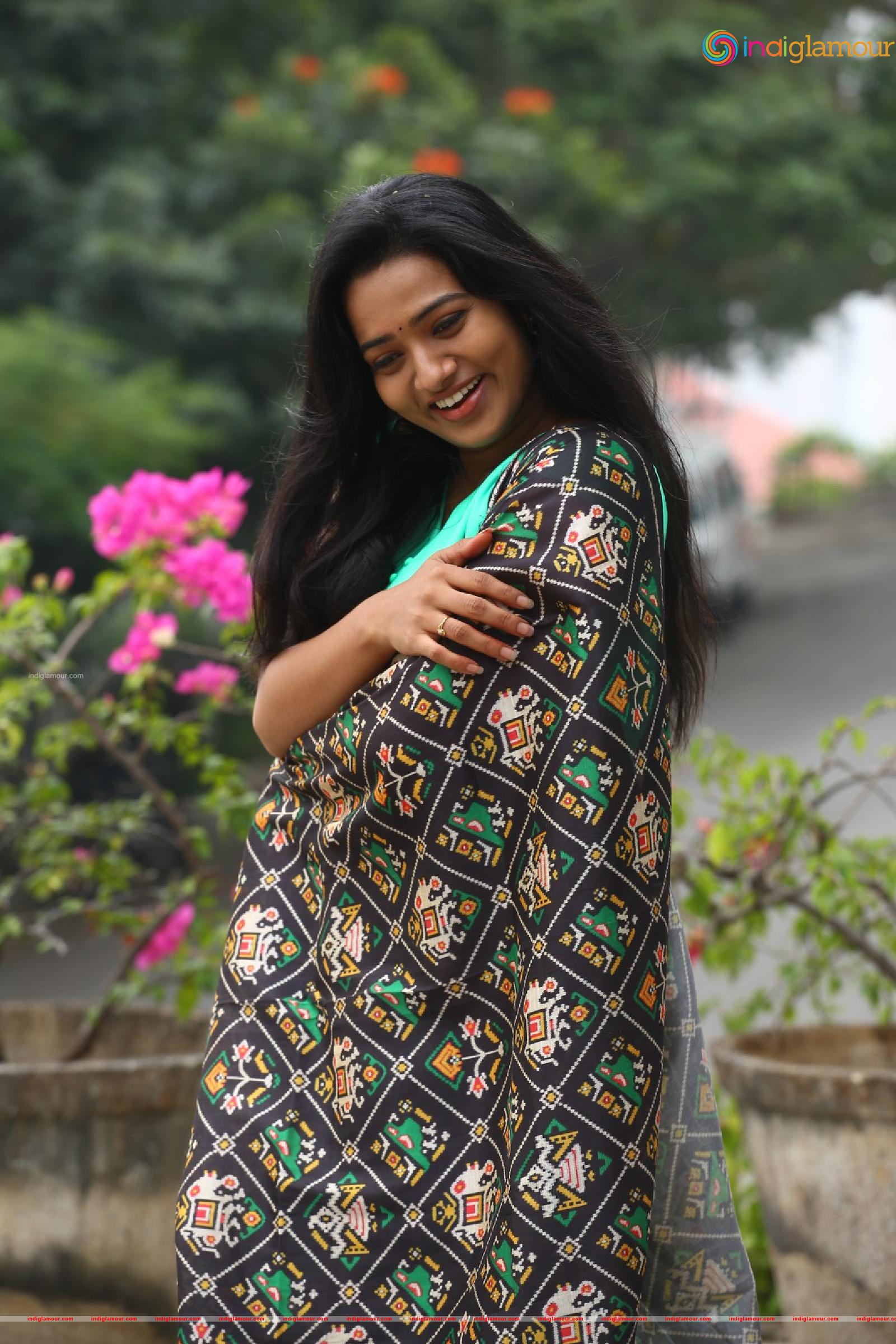 Rekha Nirosha Actress hd photo