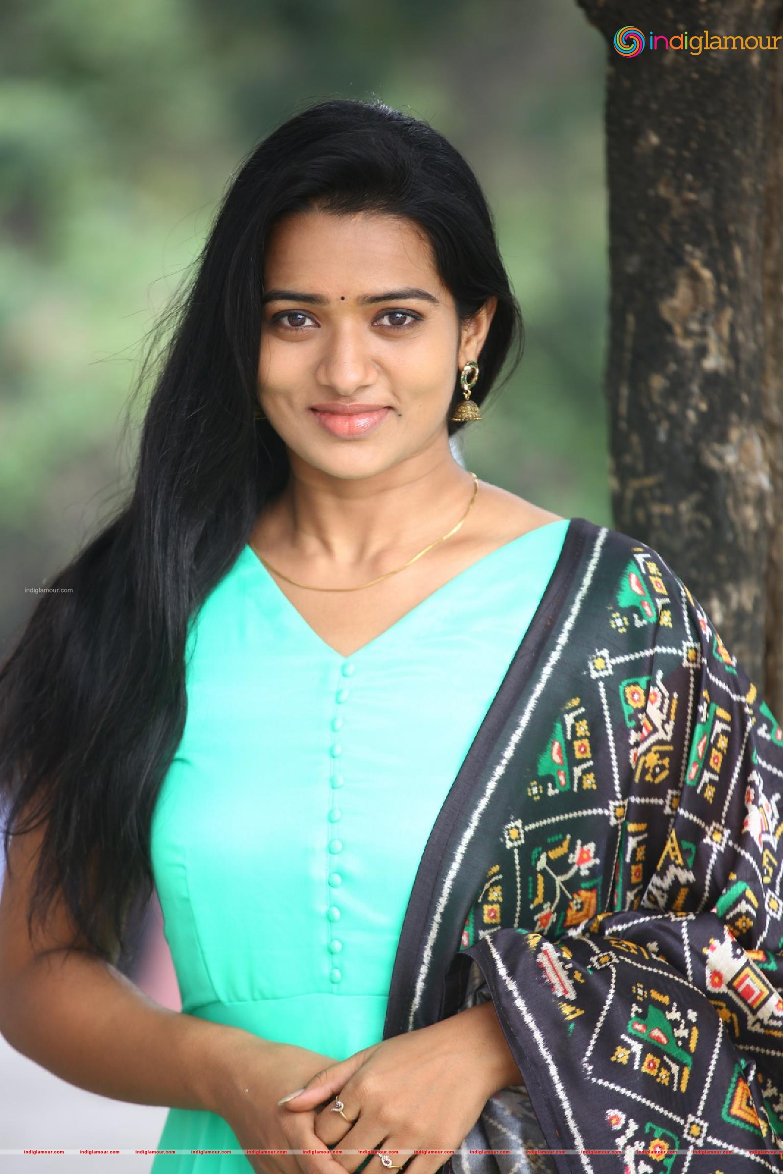 Rekha Nirosha Actress hd photo