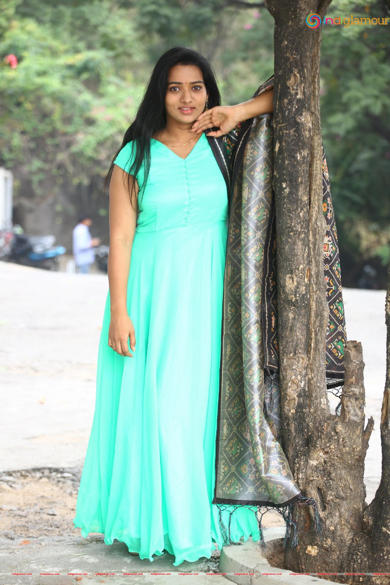 Rekha Nirosha Actress hd photo