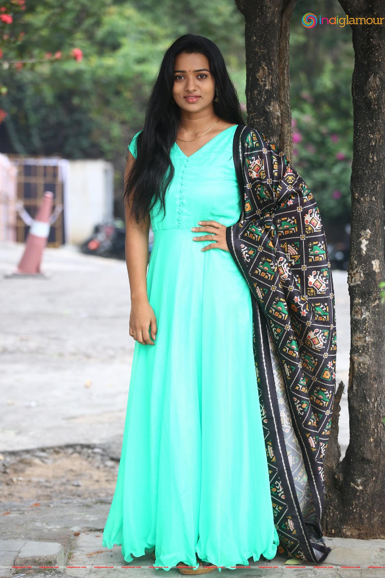 Rekha Nirosha Actress hd photo