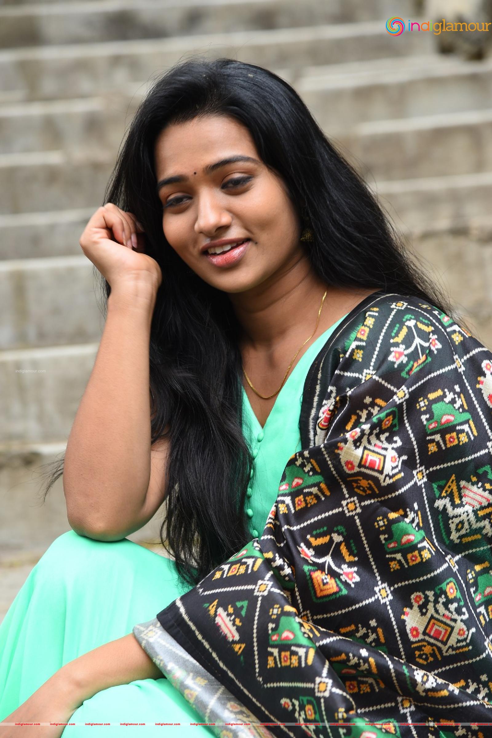 Rekha Nirosha Actress hd photo