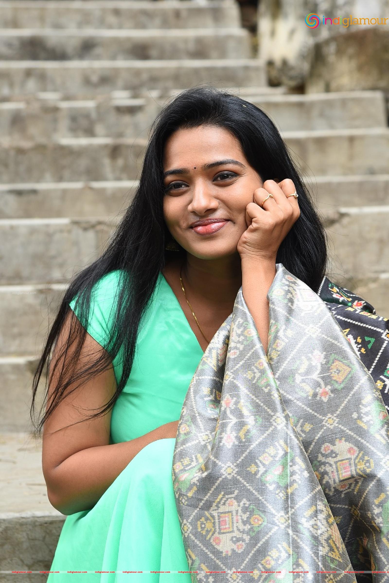 Rekha Nirosha Actress hd photo