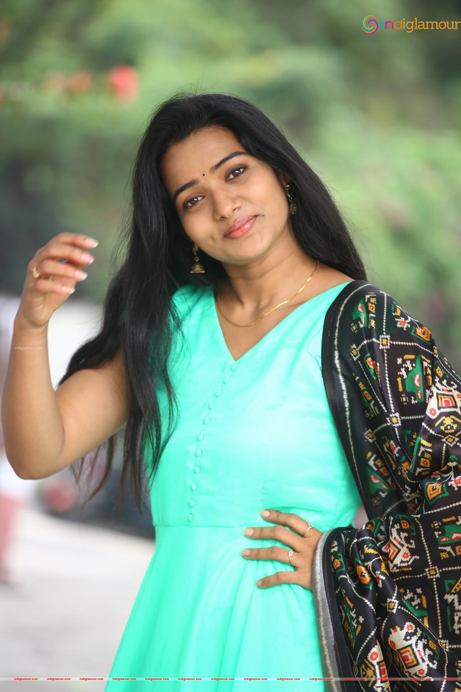 Rekha Nirosha Actress hd photo