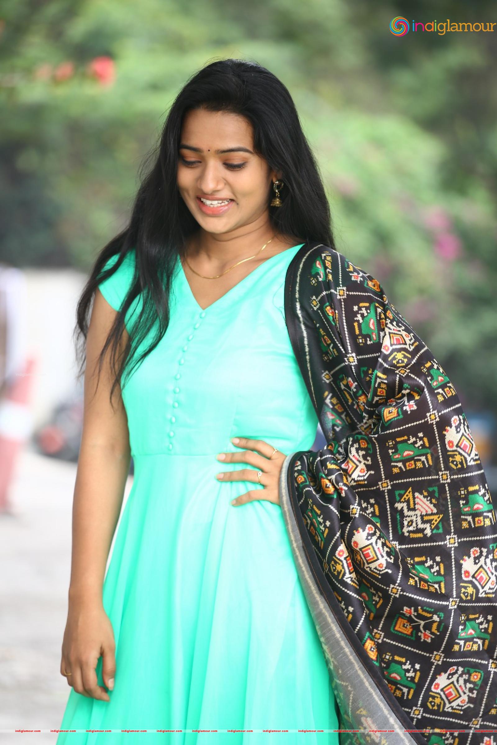 Rekha Nirosha Actress hd photo