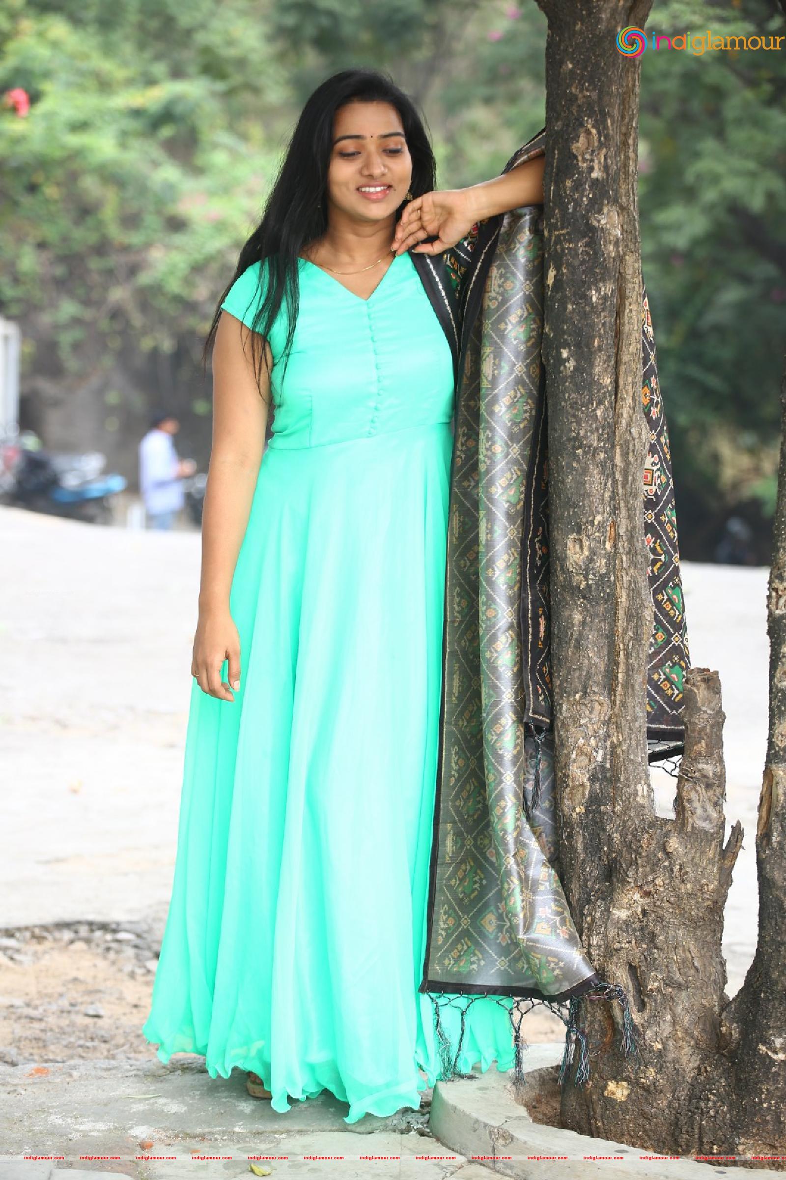 Rekha Nirosha Actress hd photo