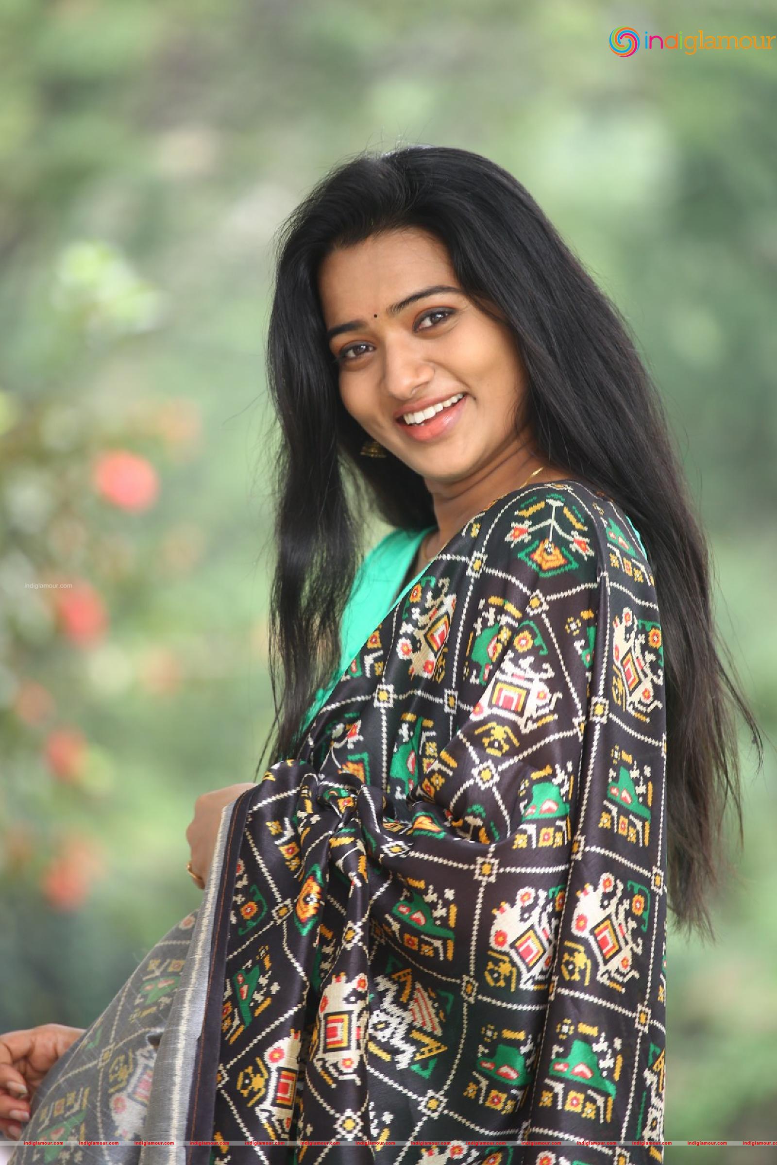 Rekha Nirosha Actress hd photo