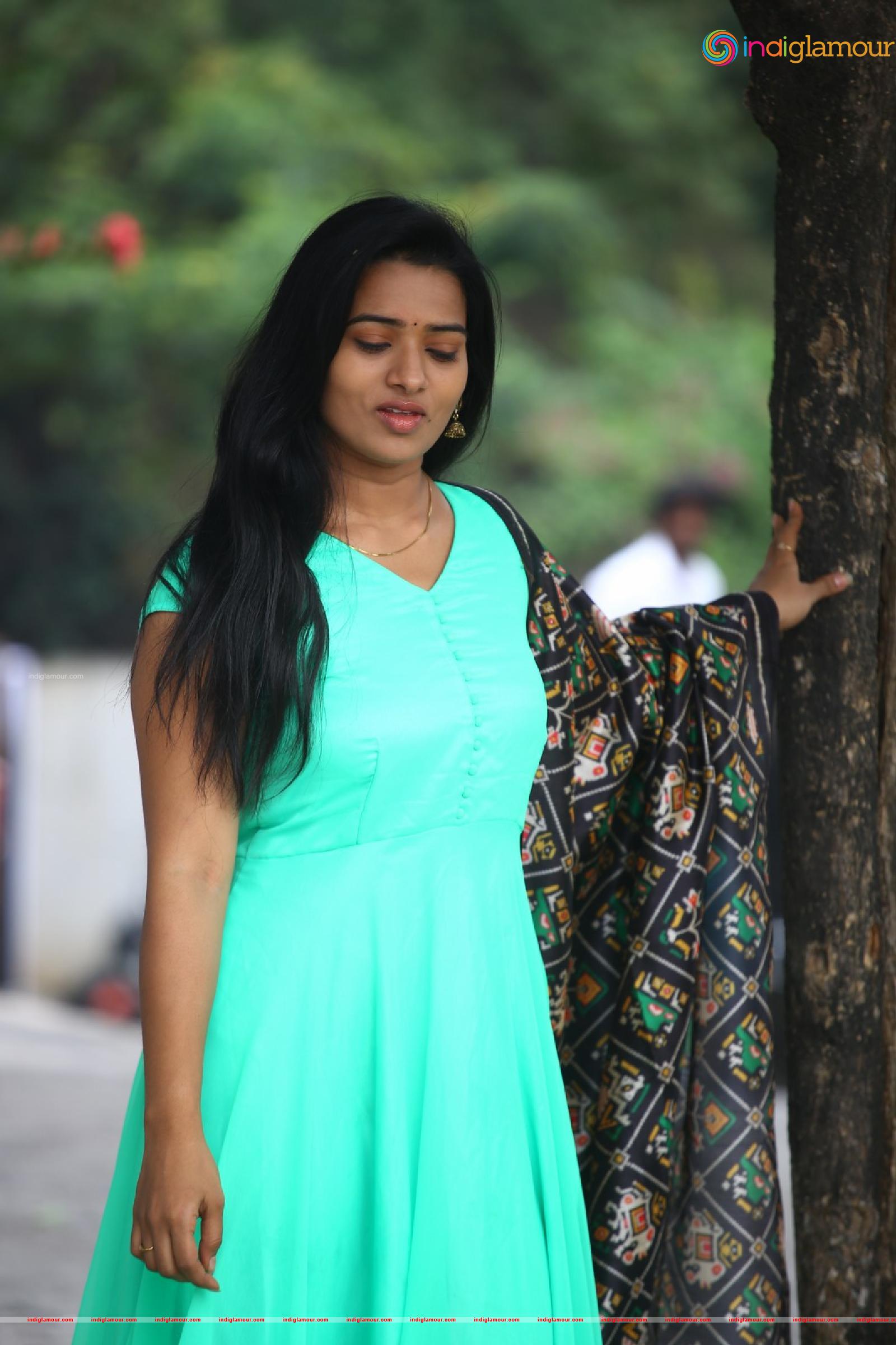 Rekha Nirosha Actress hd photo