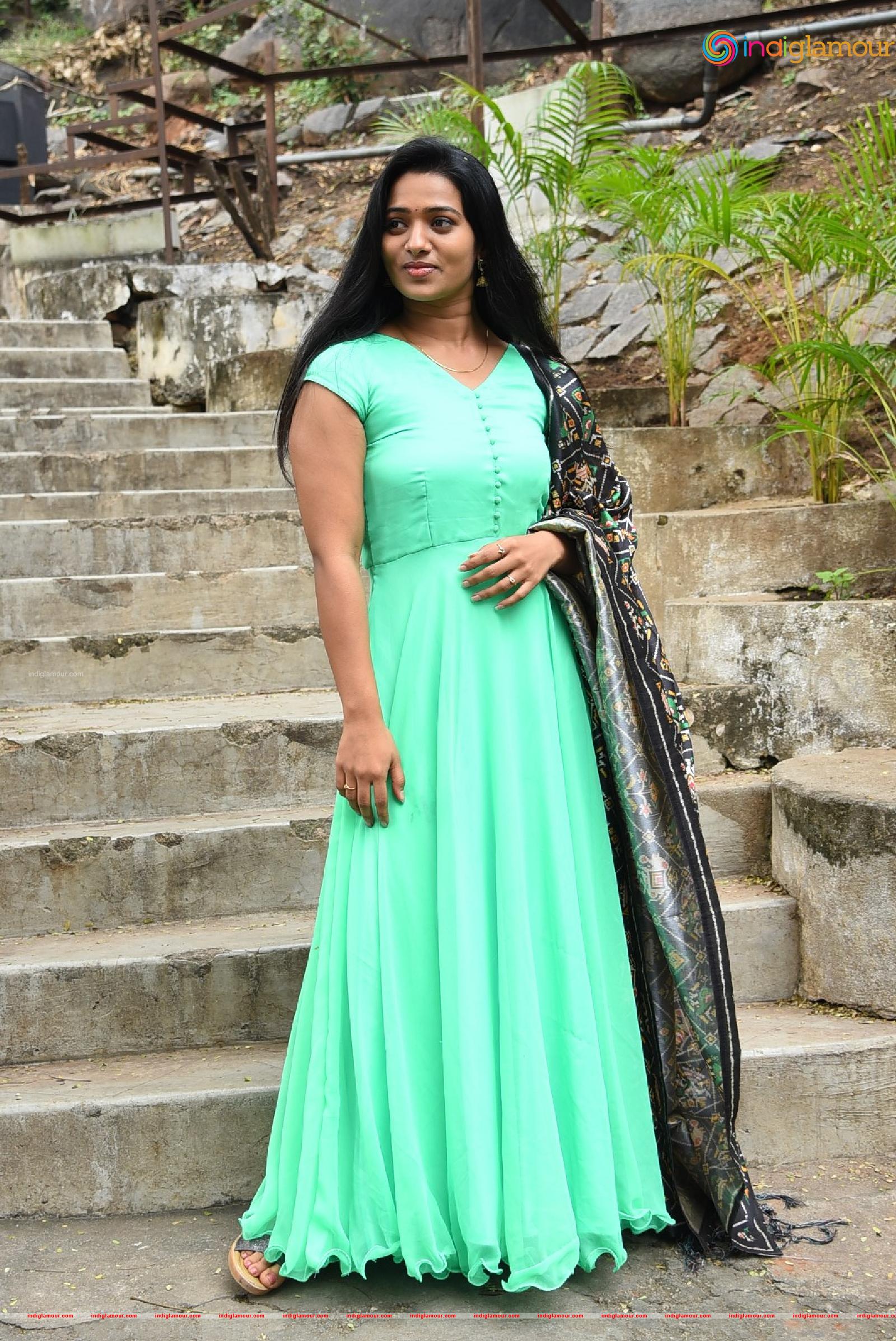 Rekha Nirosha Actress hd photo