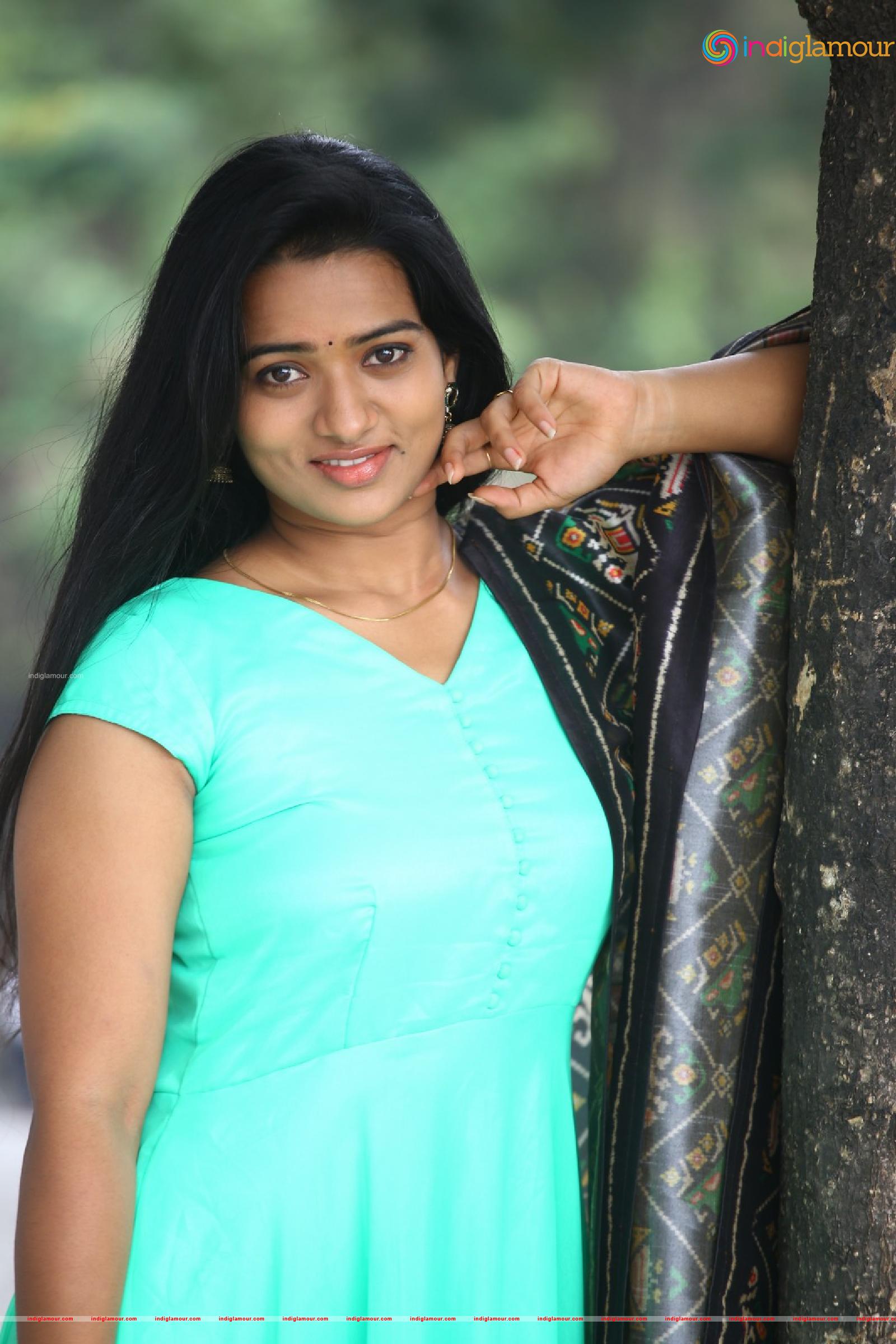 Rekha Nirosha Actress hd photo