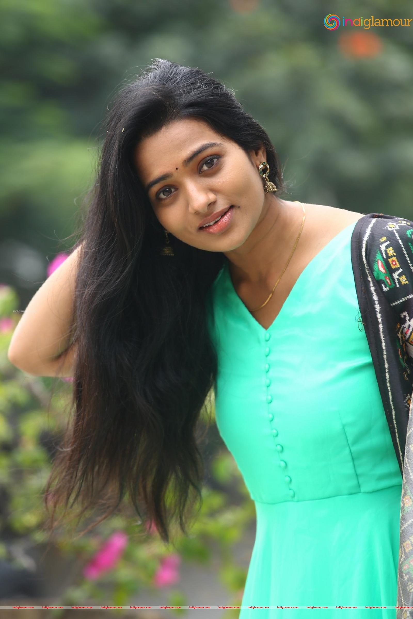 Rekha Nirosha Actress hd photo