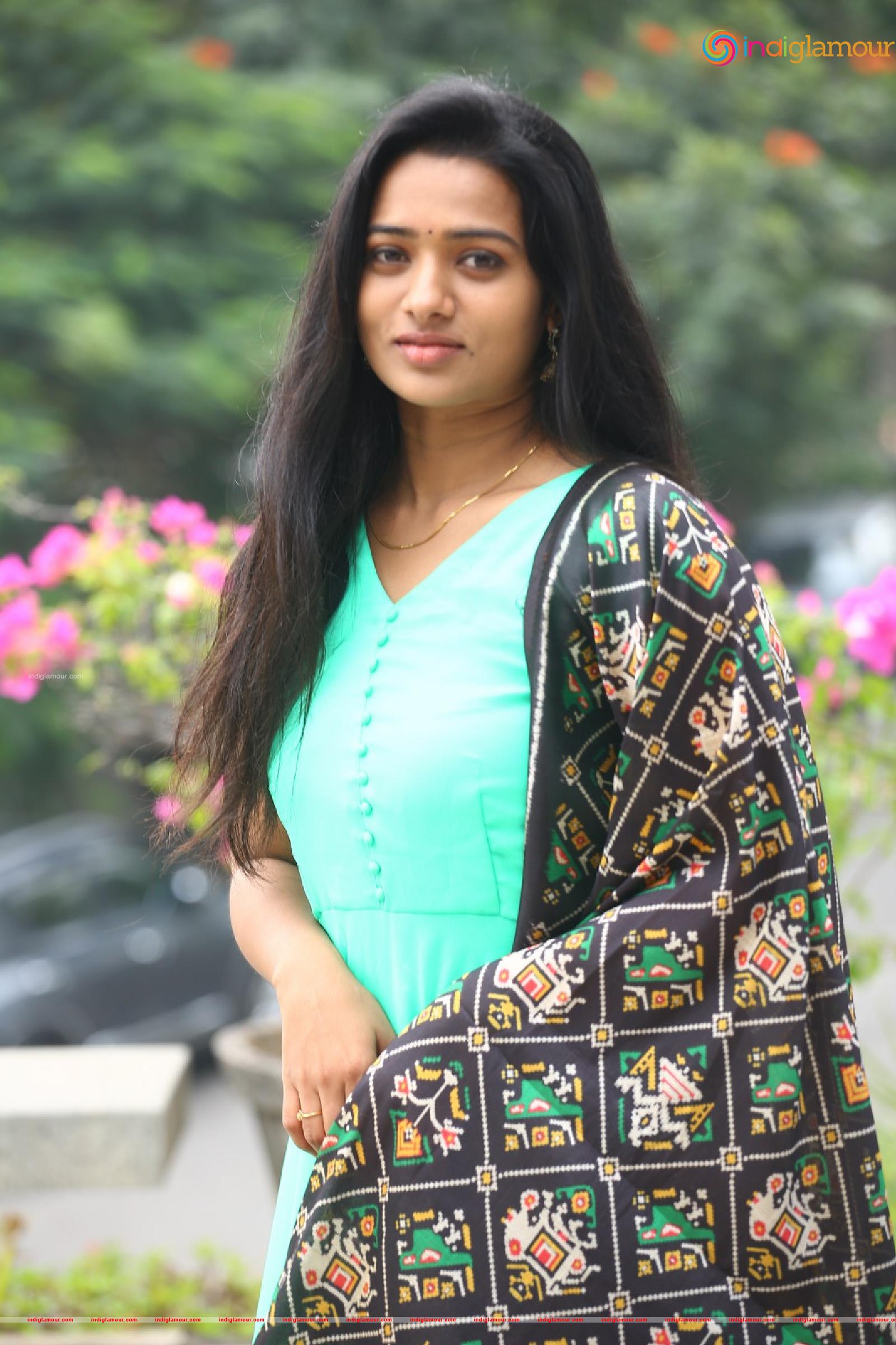 Rekha Nirosha Actress hd photo