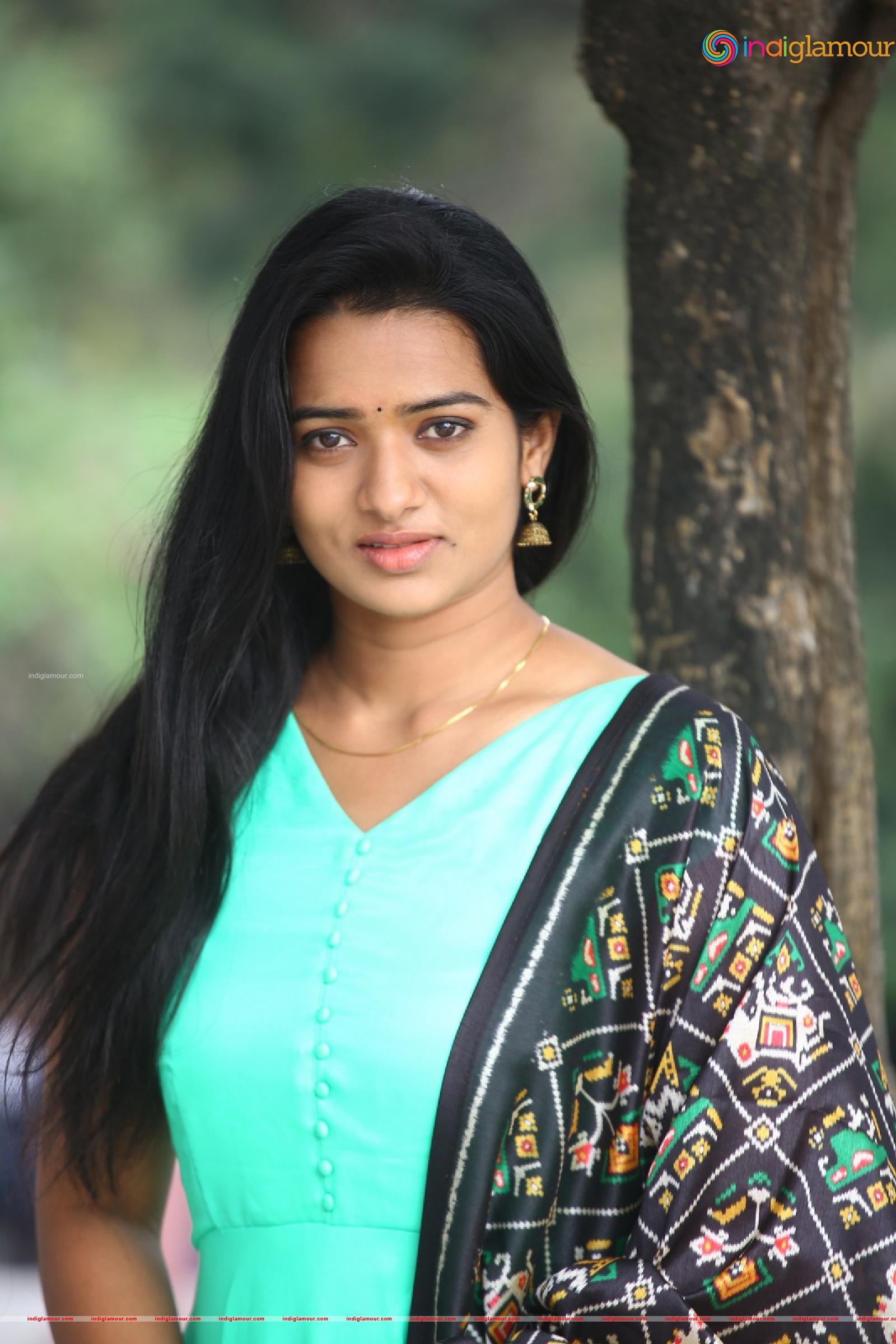 Rekha Nirosha Actress hd photo
