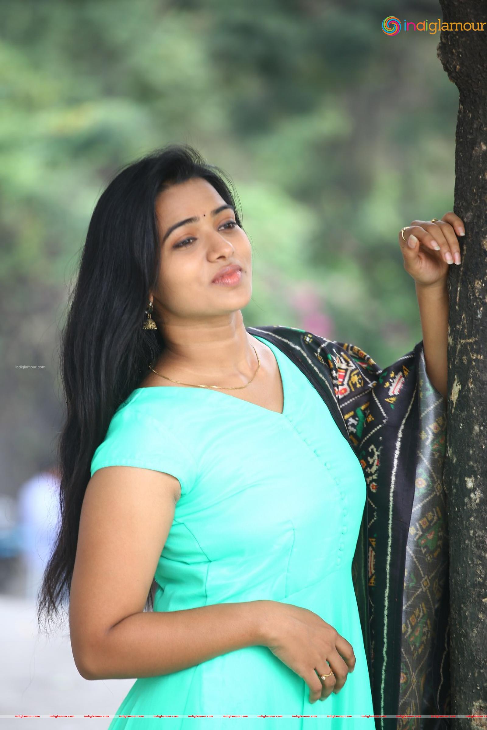 Rekha Nirosha Actress hd photo