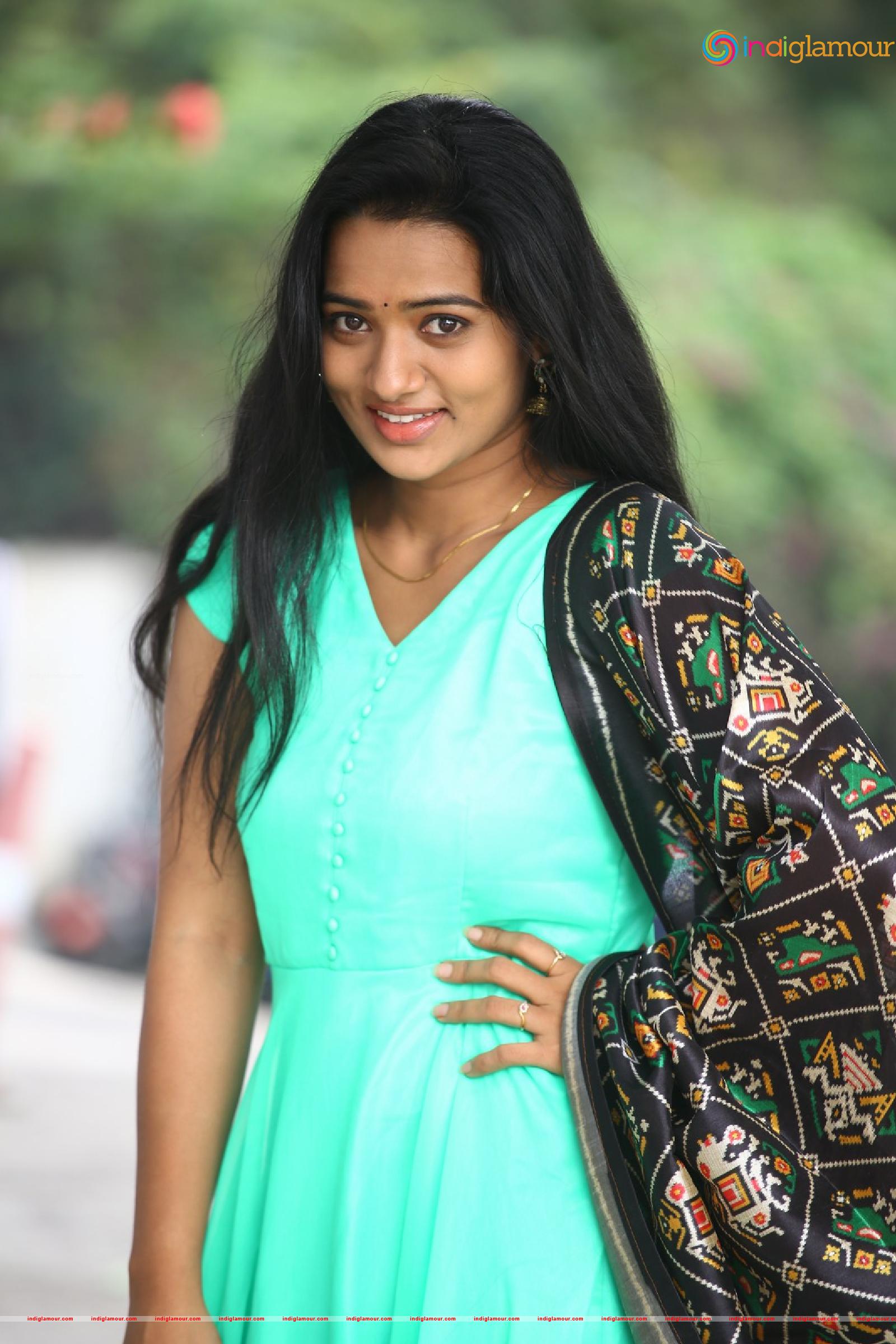 Rekha Nirosha Actress hd photo