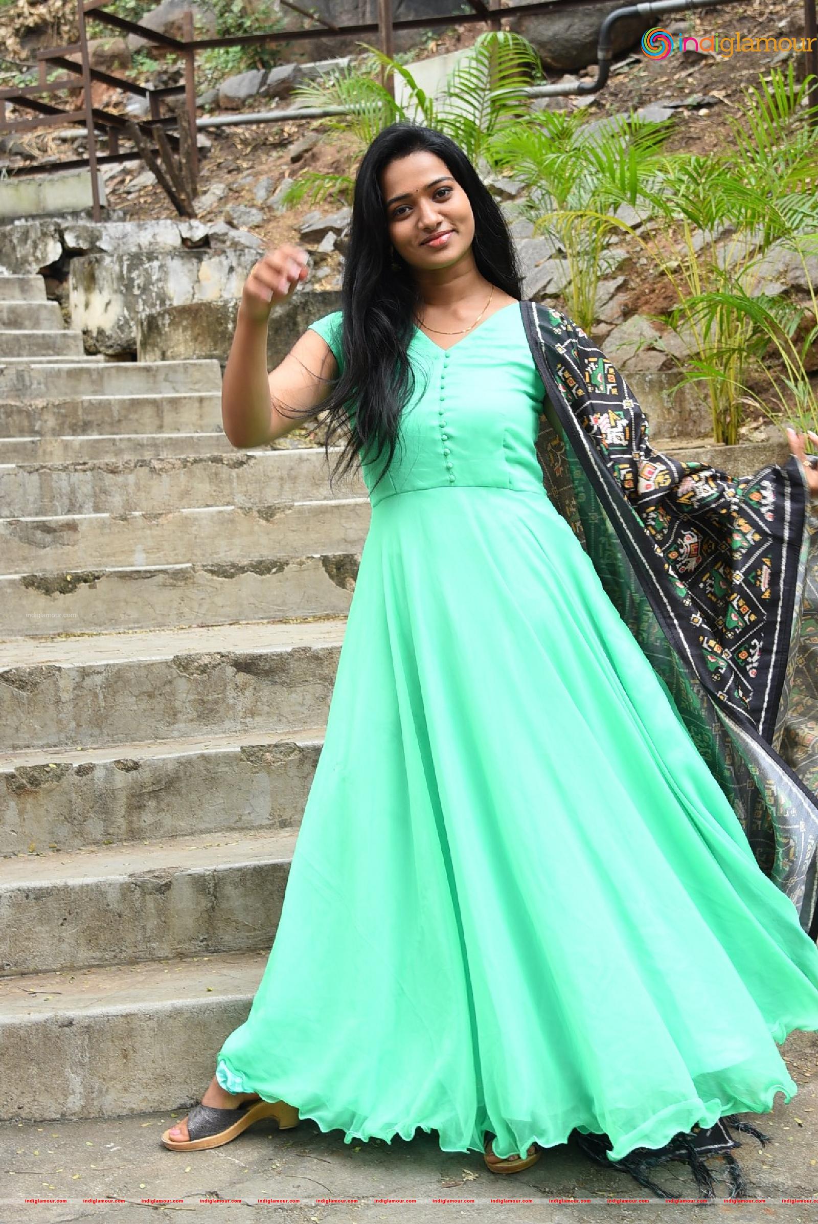 Rekha Nirosha Actress hd photo