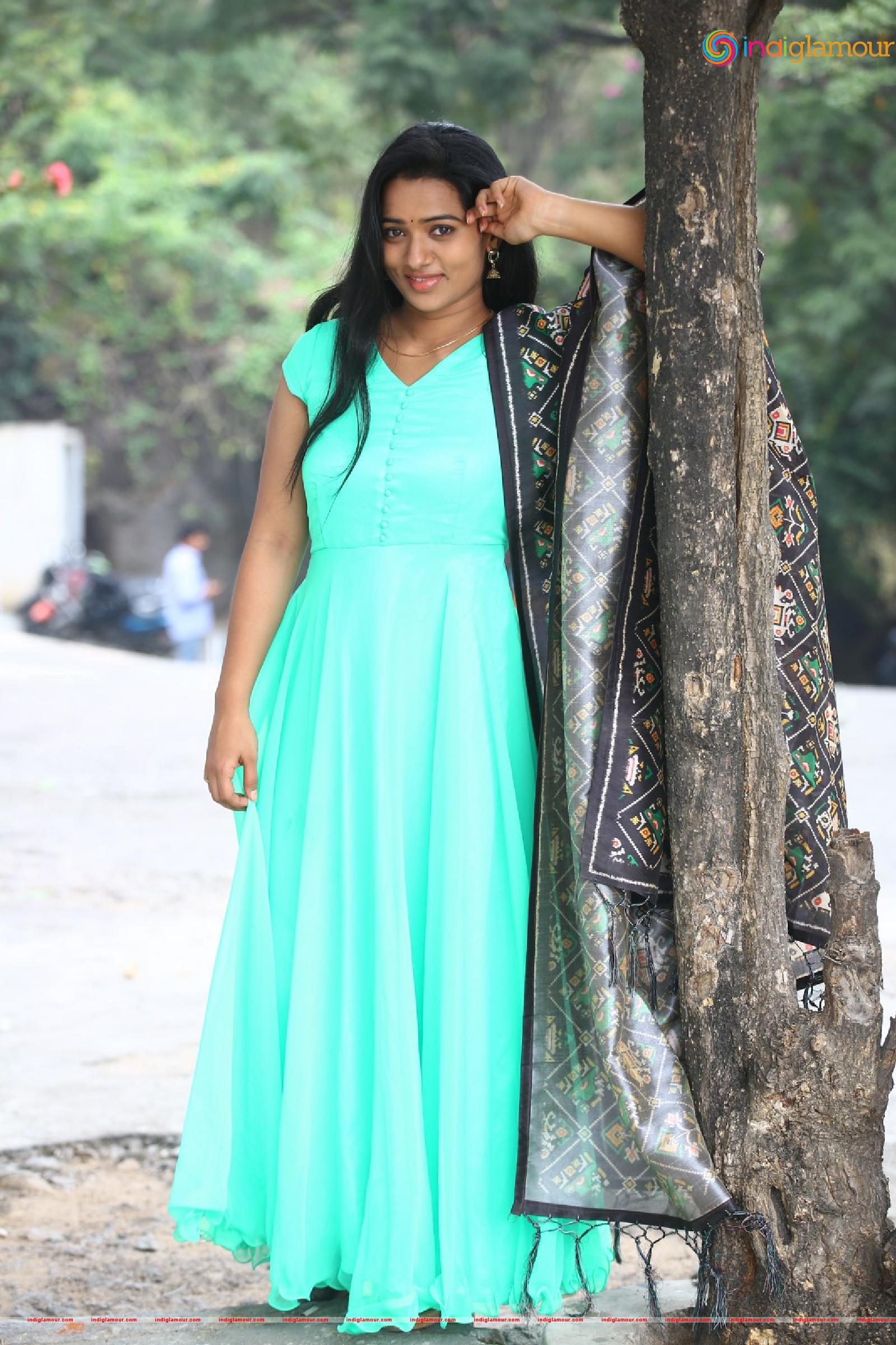 Rekha Nirosha Actress hd photo