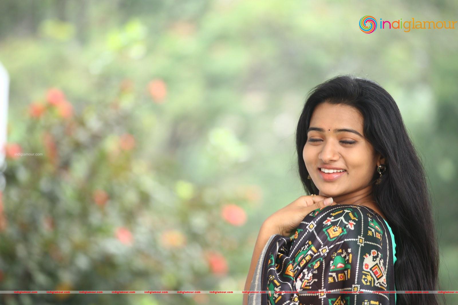 Rekha Nirosha Actress hd photo