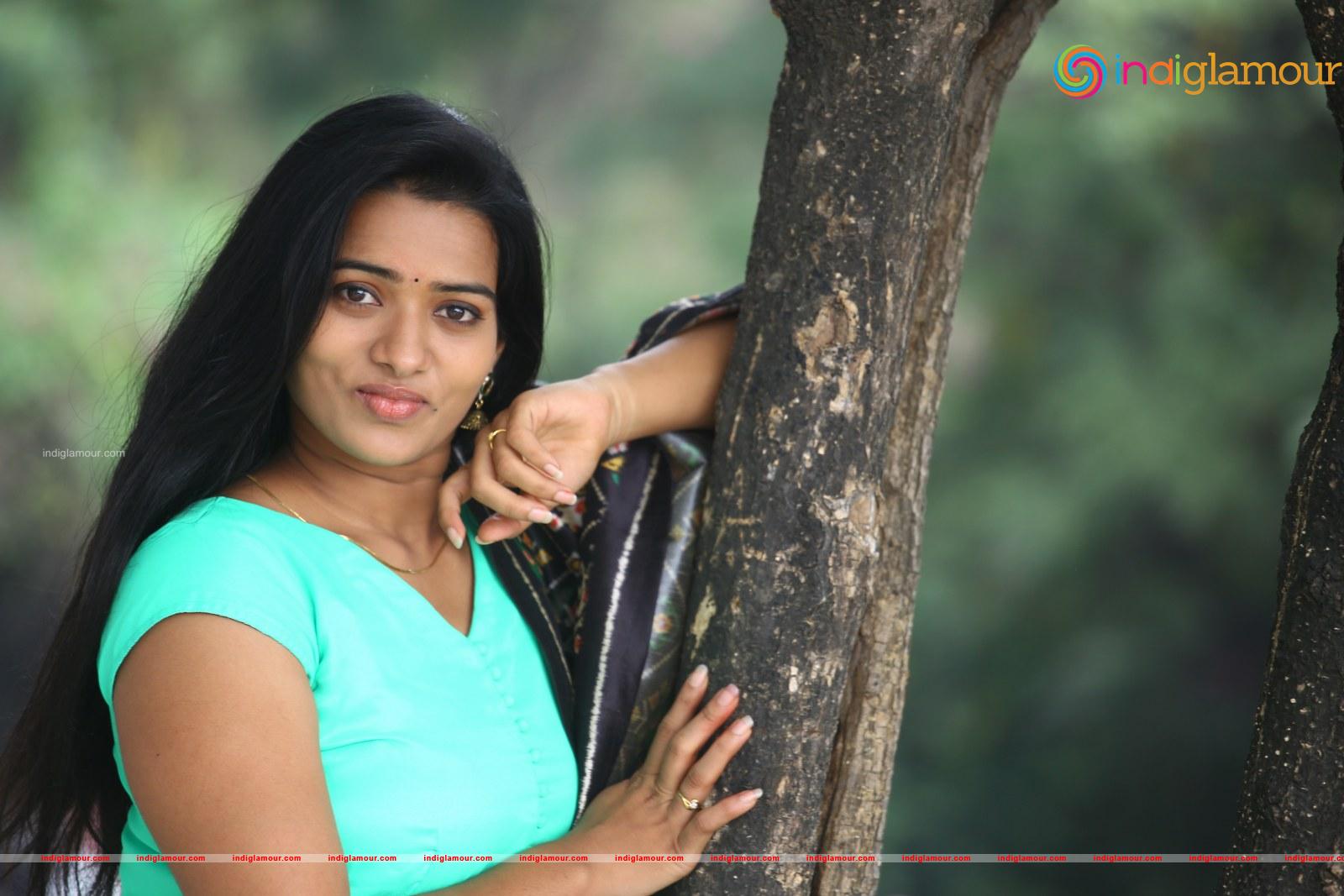 Rekha Nirosha Actress hd photo