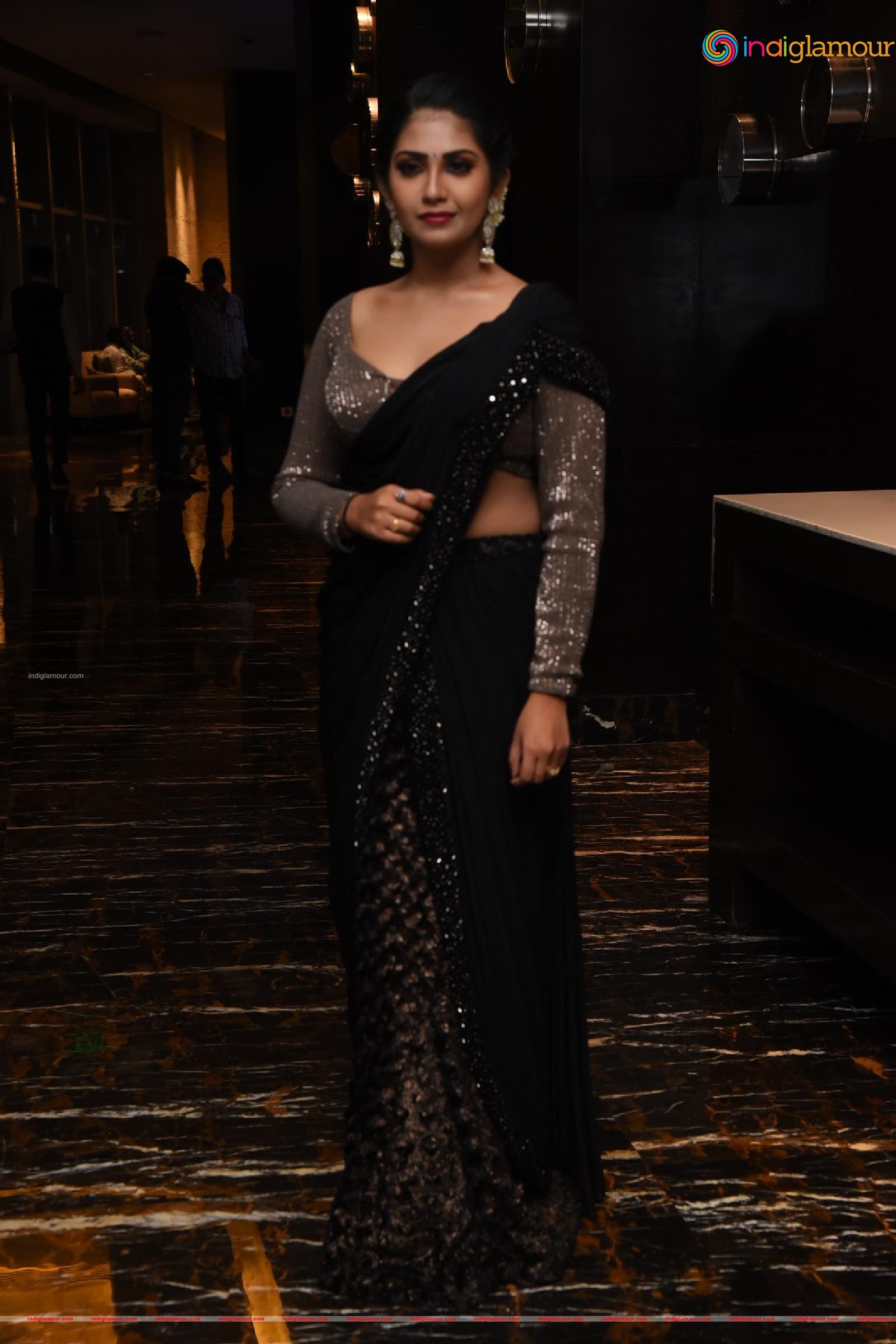 Varsha Viswanath Actress hd photo