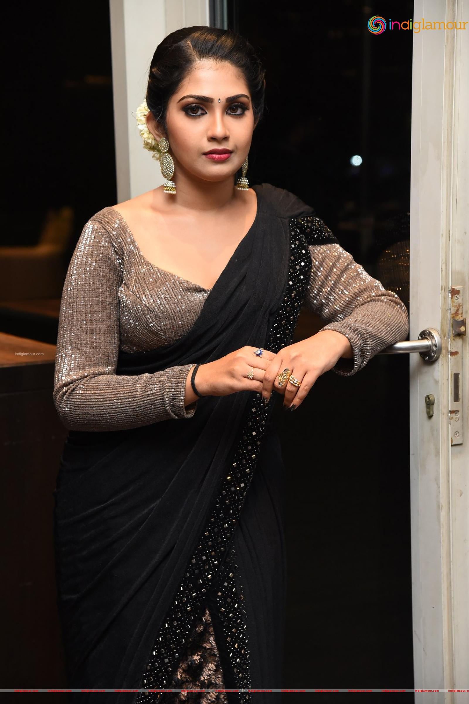 Varsha Viswanath Actress hd photo