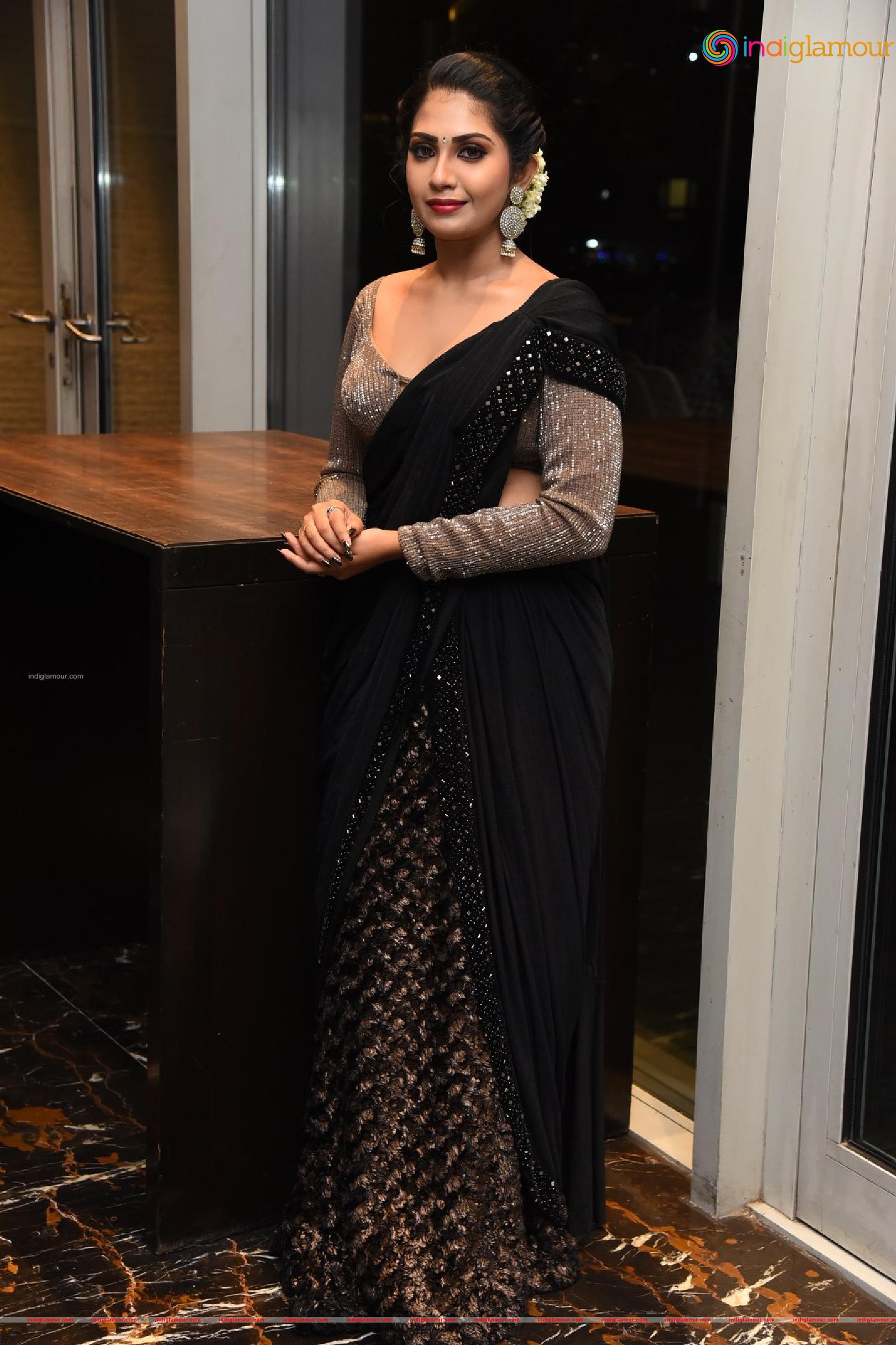 Varsha Viswanath Actress hd photo