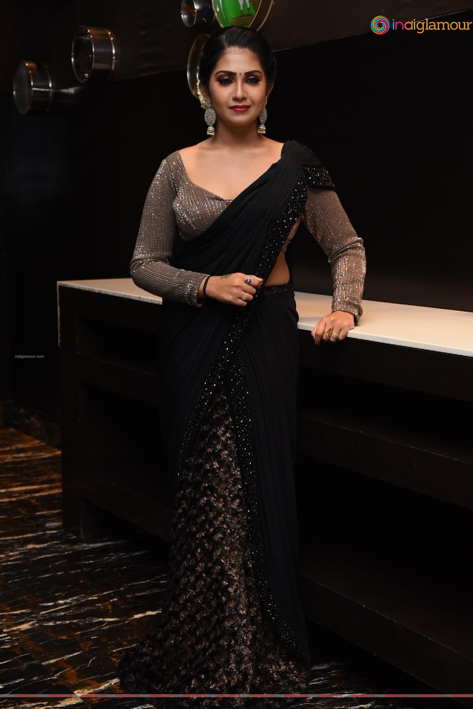 Varsha Viswanath Actress hd photo