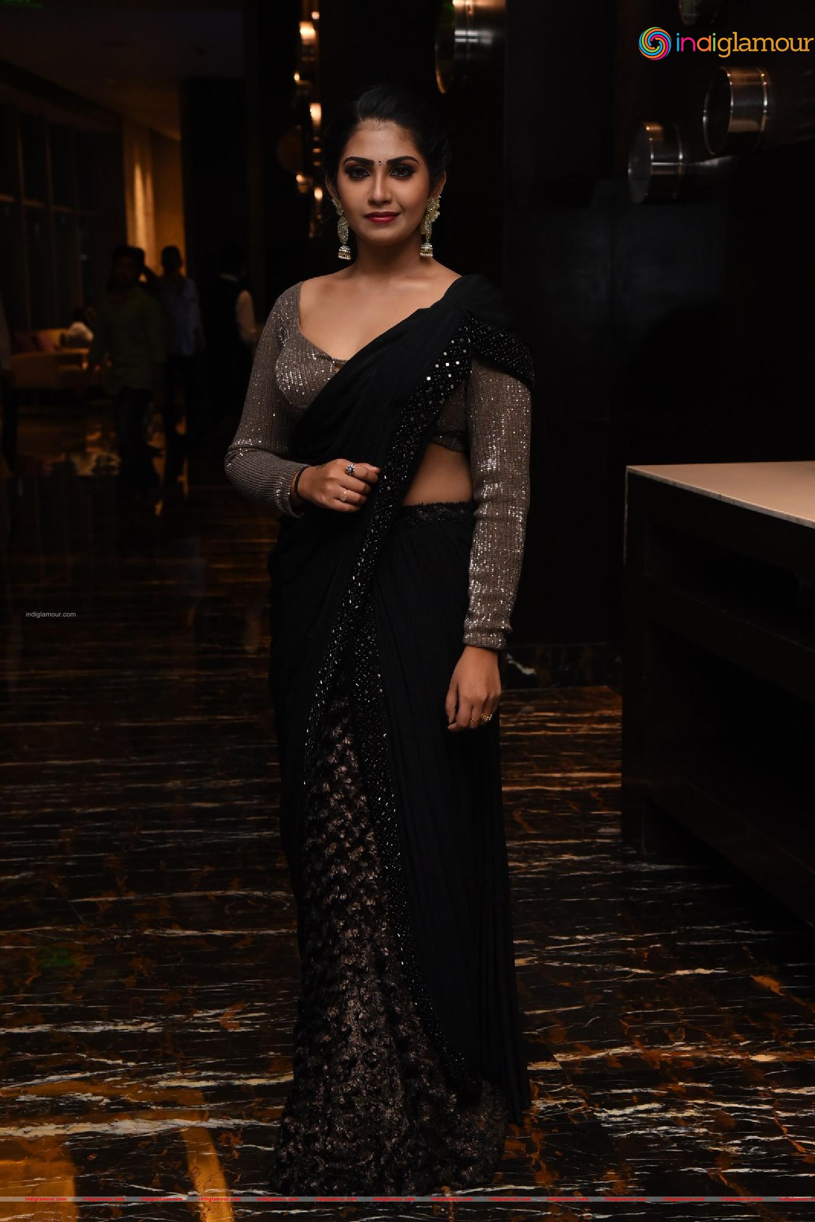 Varsha Viswanath Actress hd photo