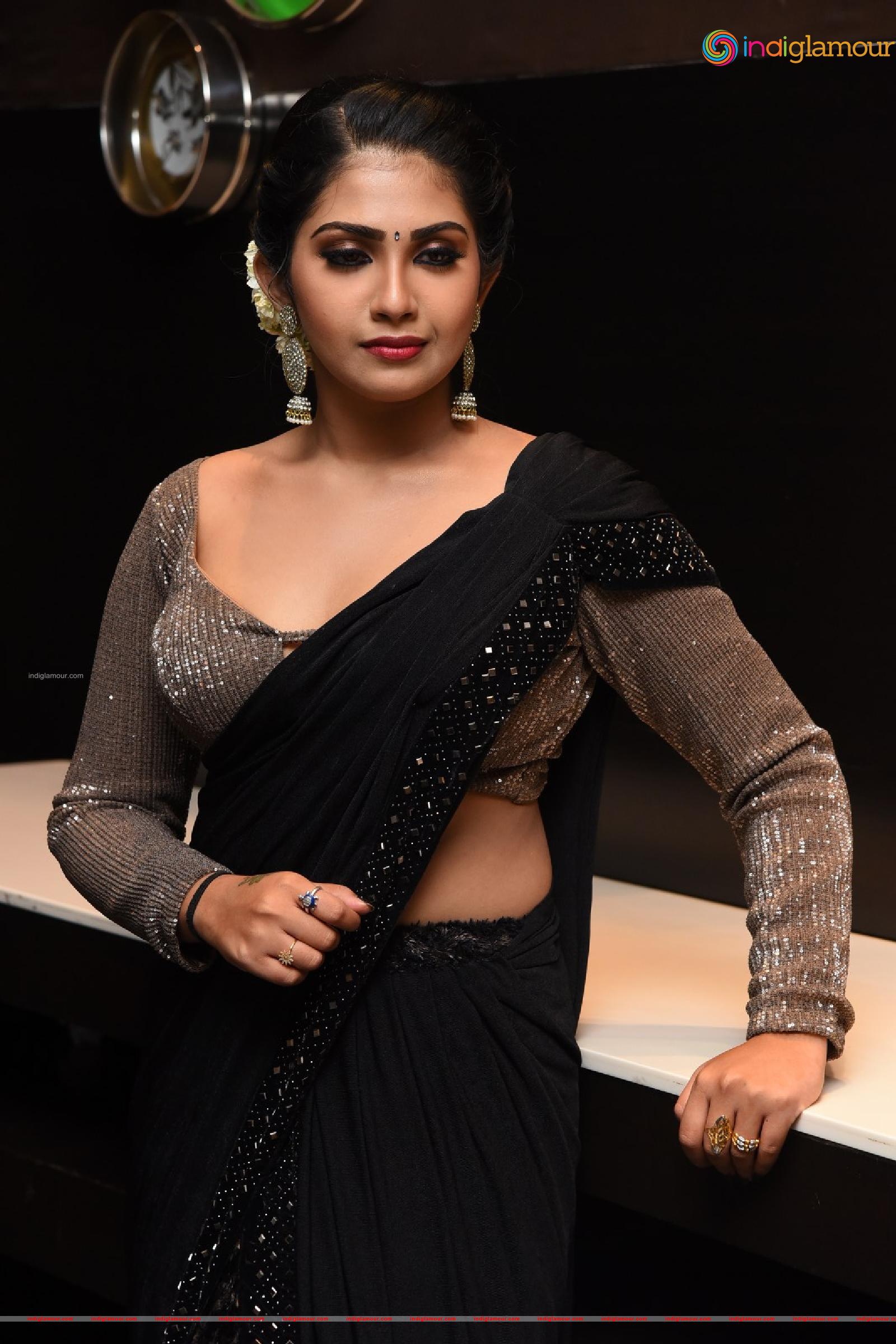 Varsha Viswanath Actress hd photo
