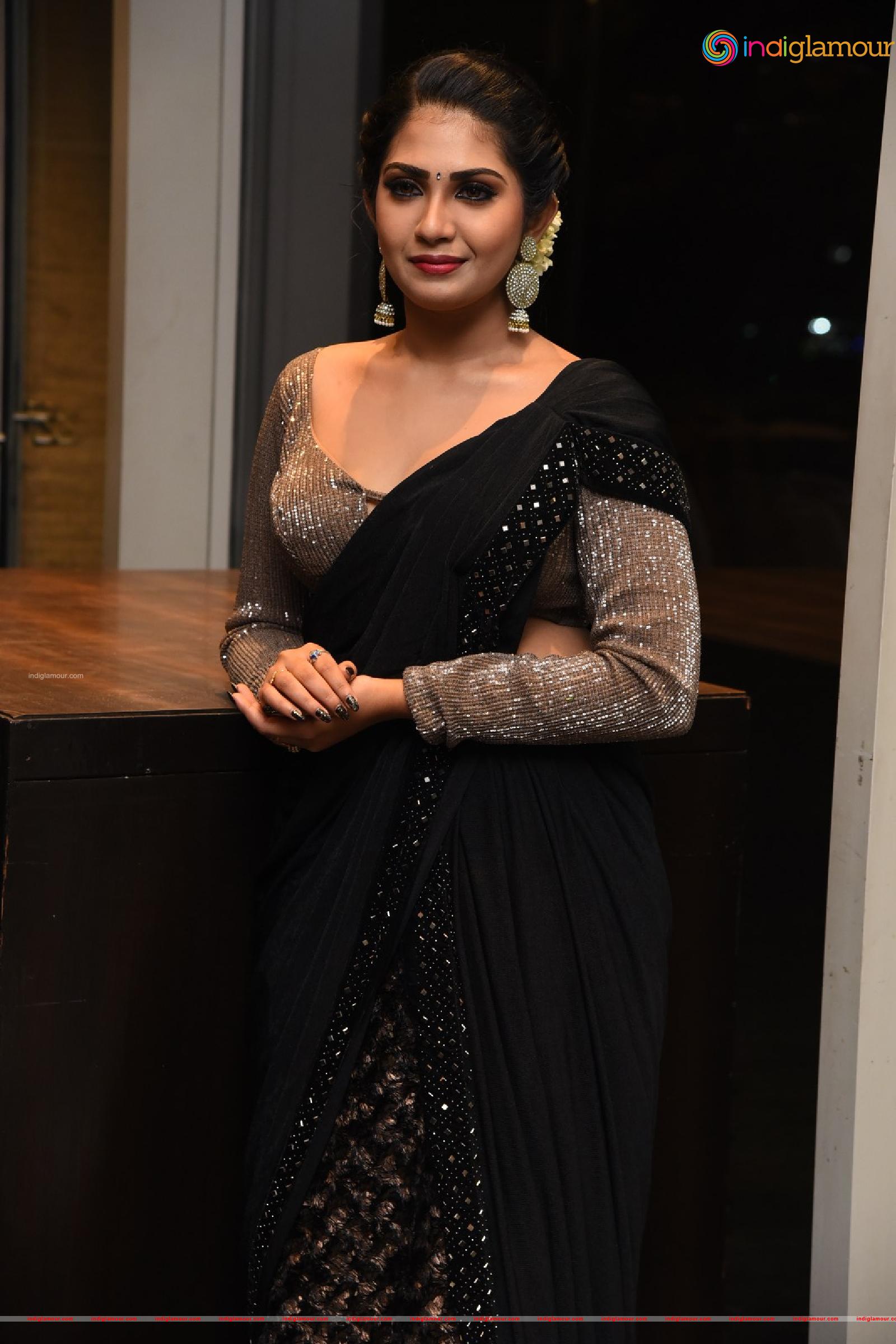 Varsha Viswanath Actress hd photo